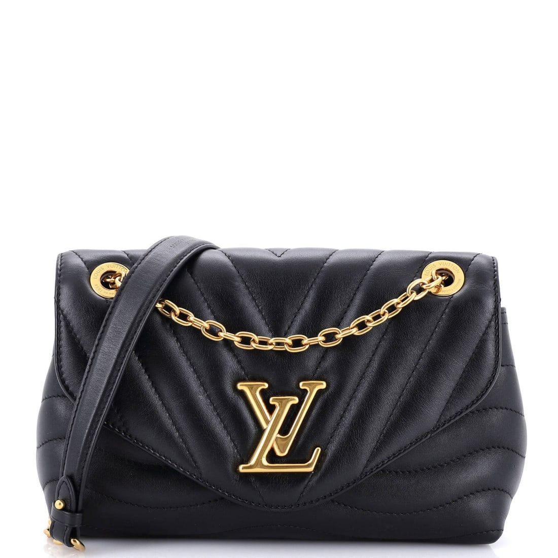 Strict Rules New Wave Leather Quilted Louis Vuitton Bag NM Chain: Strict Rules New Wave Leather Quilted Louis Vuitton Bag NM Chain Strictly authenticated Louis Vuitton New Wave Chain Bag in excellent condition. This quilted leather cross body bag features heavy corn