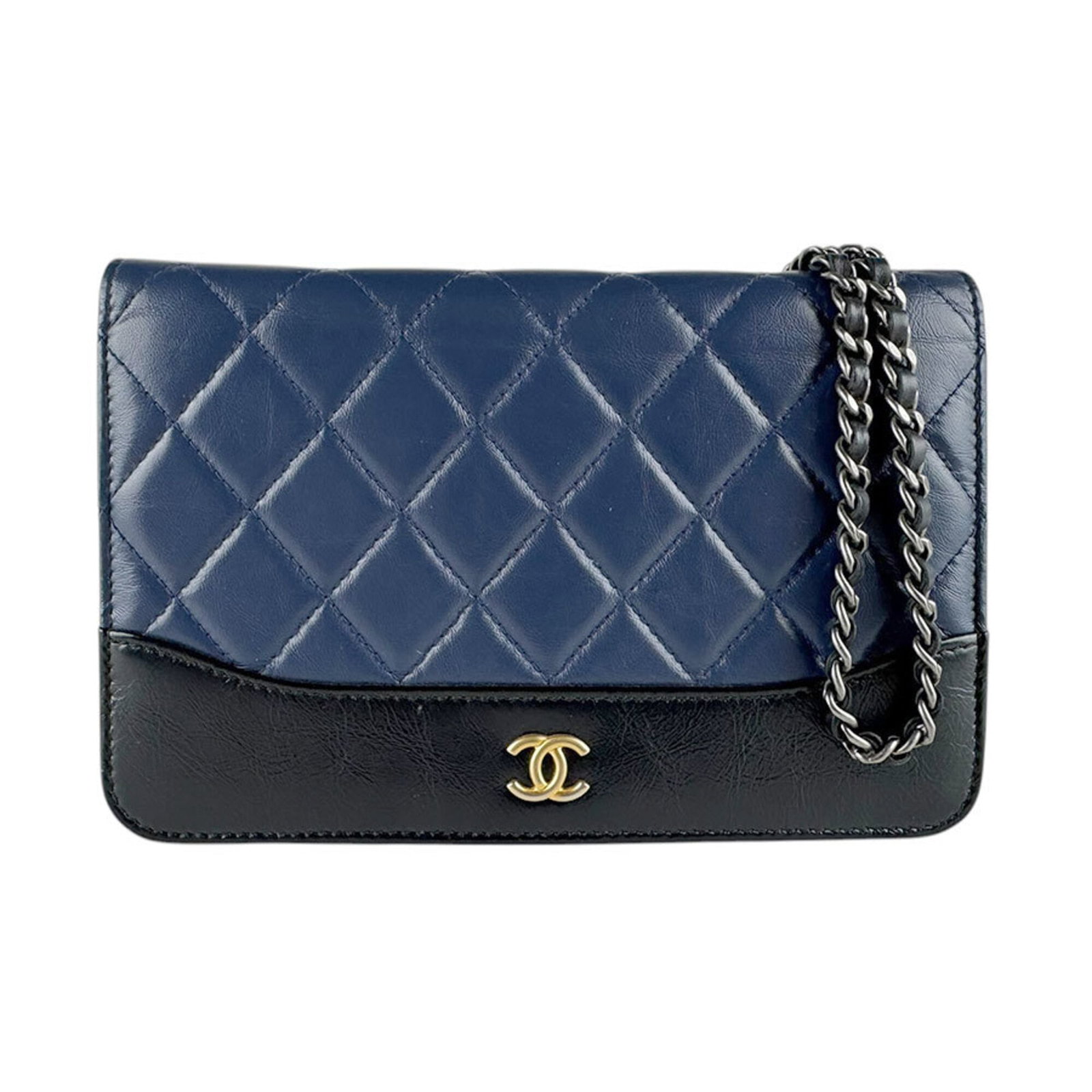 Chanel Shoulder Bag Leather: Chanel Shoulder Bag Leather This classic Chanel shoulder bag features high-quality leather construction and a timeless design. With its sleek black finish and compact size, it's perfect for everyday u
