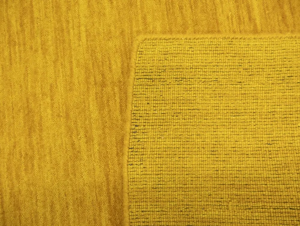 Solid Design Oval Hand Loomed Wool Rug - 11