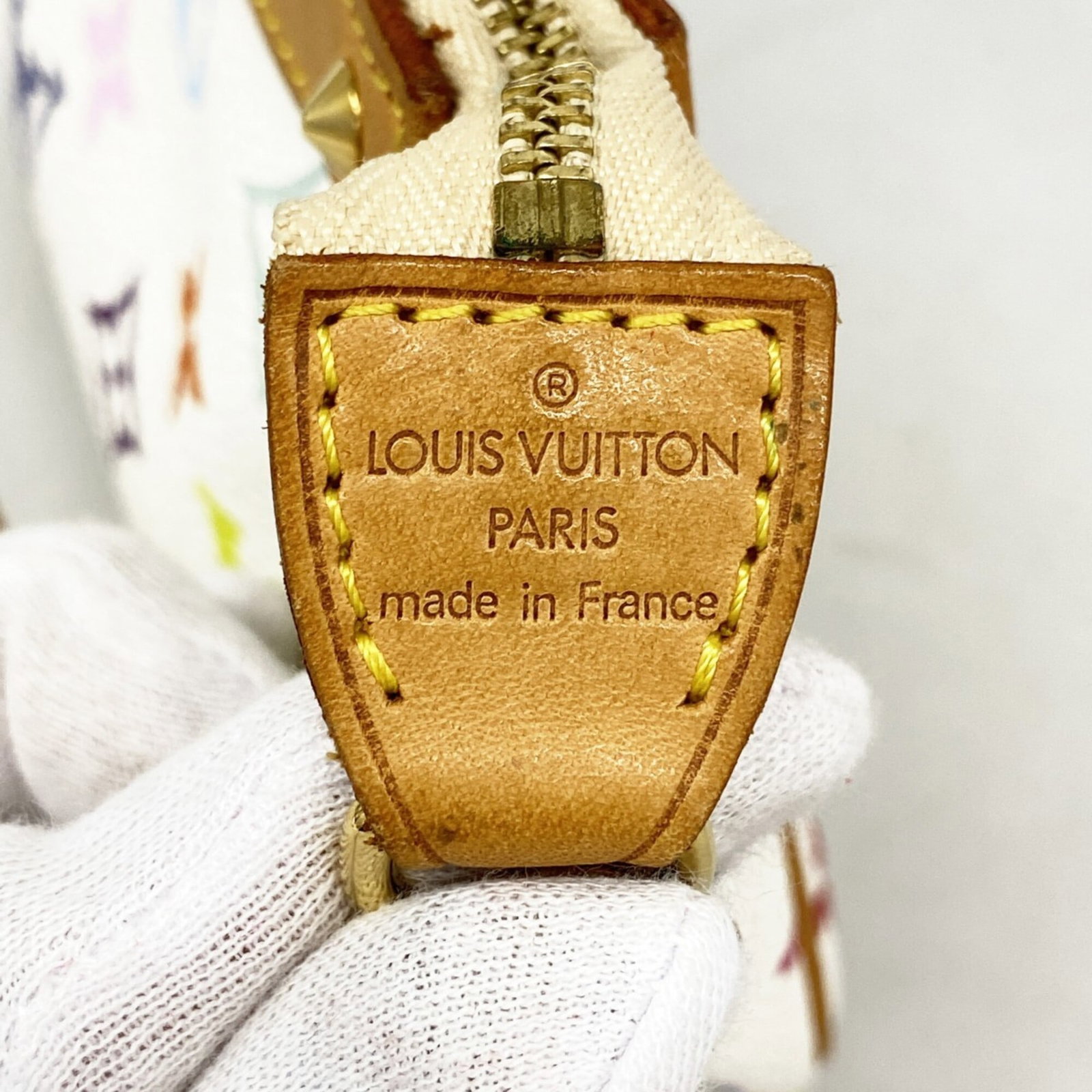 Louis Vuitton Pouch - 5