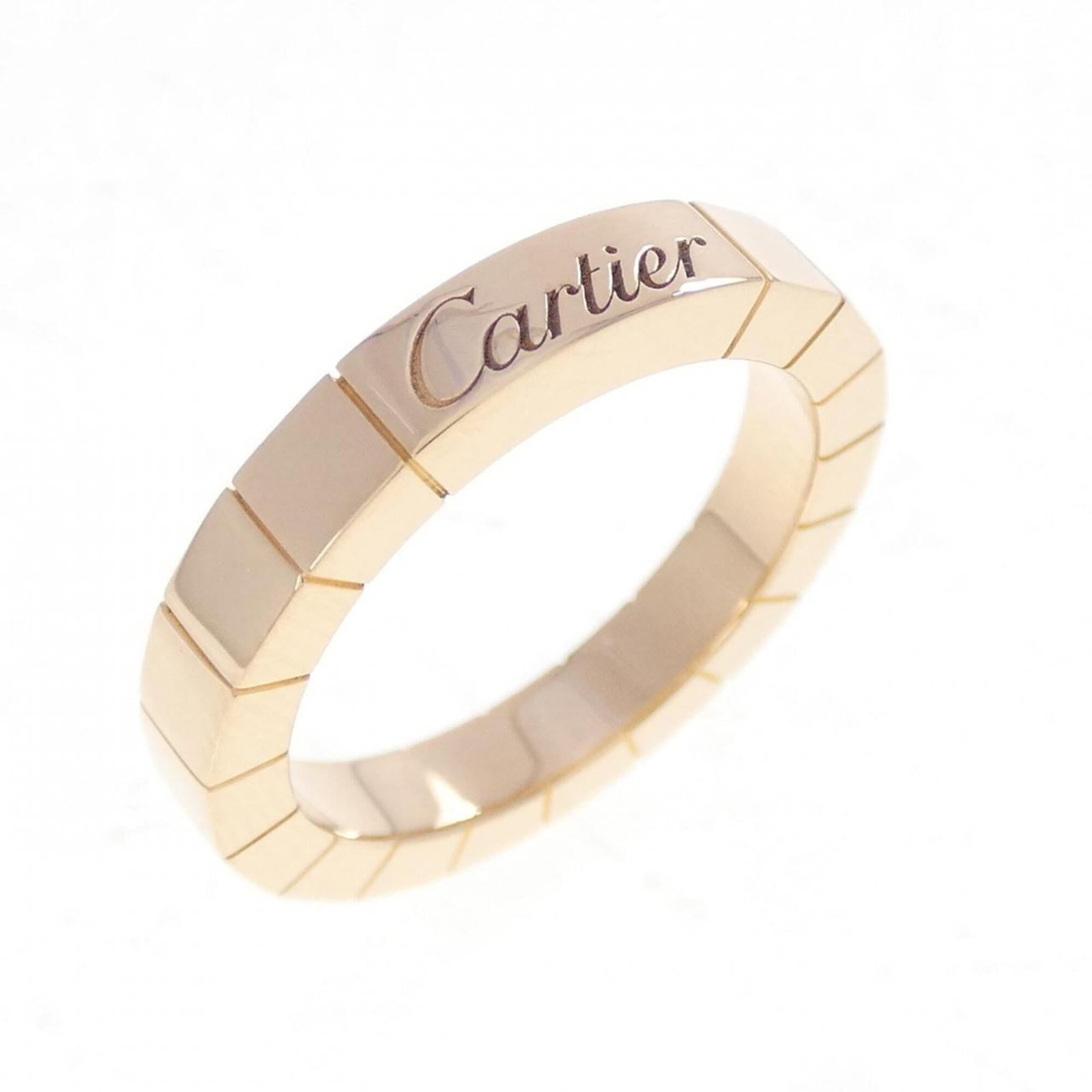 Cartier Band Ring Pink Gold (18K): Cartier Band Ring Pink Gold (18K) Cartier Band Ring in Pink Gold (18K) boasts a classic design with a touch of elegance. The ring features a few traces of usage, some scratches / dirt visible, and ove