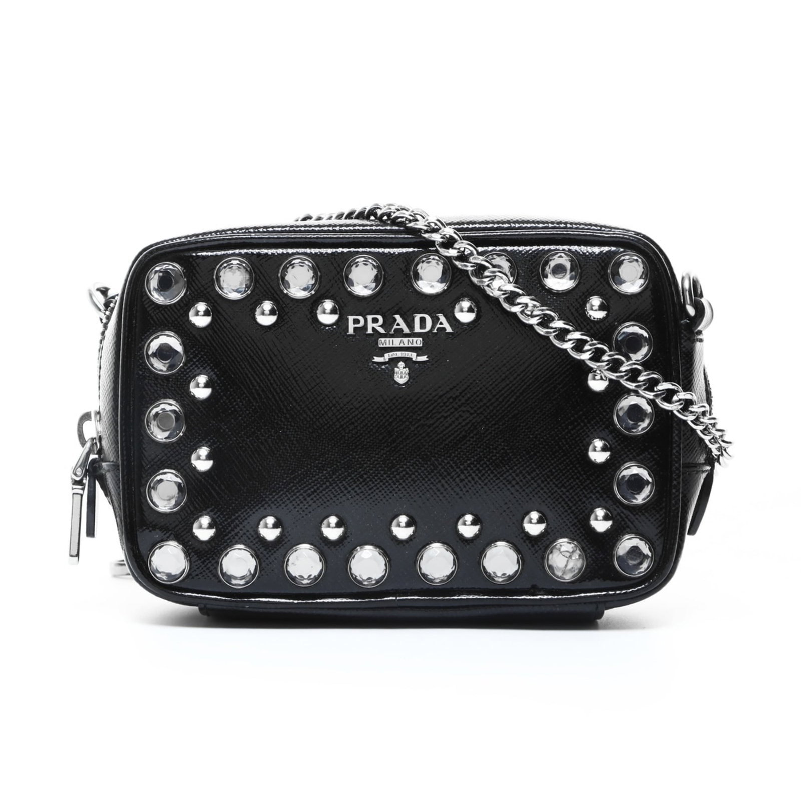 Prada Shoulder Bag: Prada Shoulder Bag Black Prada shoulder bag with clean lines and classic design. Measuring 10cm x 15cm x 5.5cm, this used bag shows signs of wear, including scratches and dirt, but remains in good con