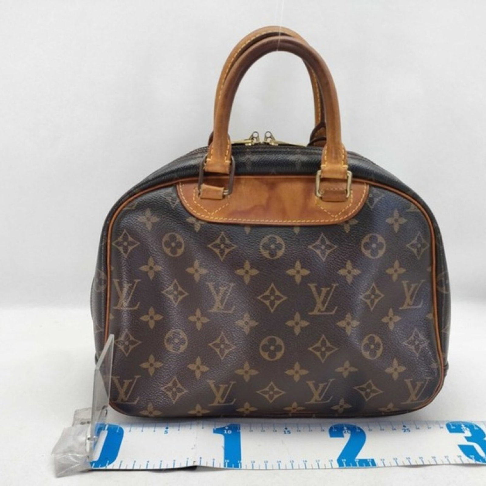 Louis Vuitton Handbag Monogram - 2