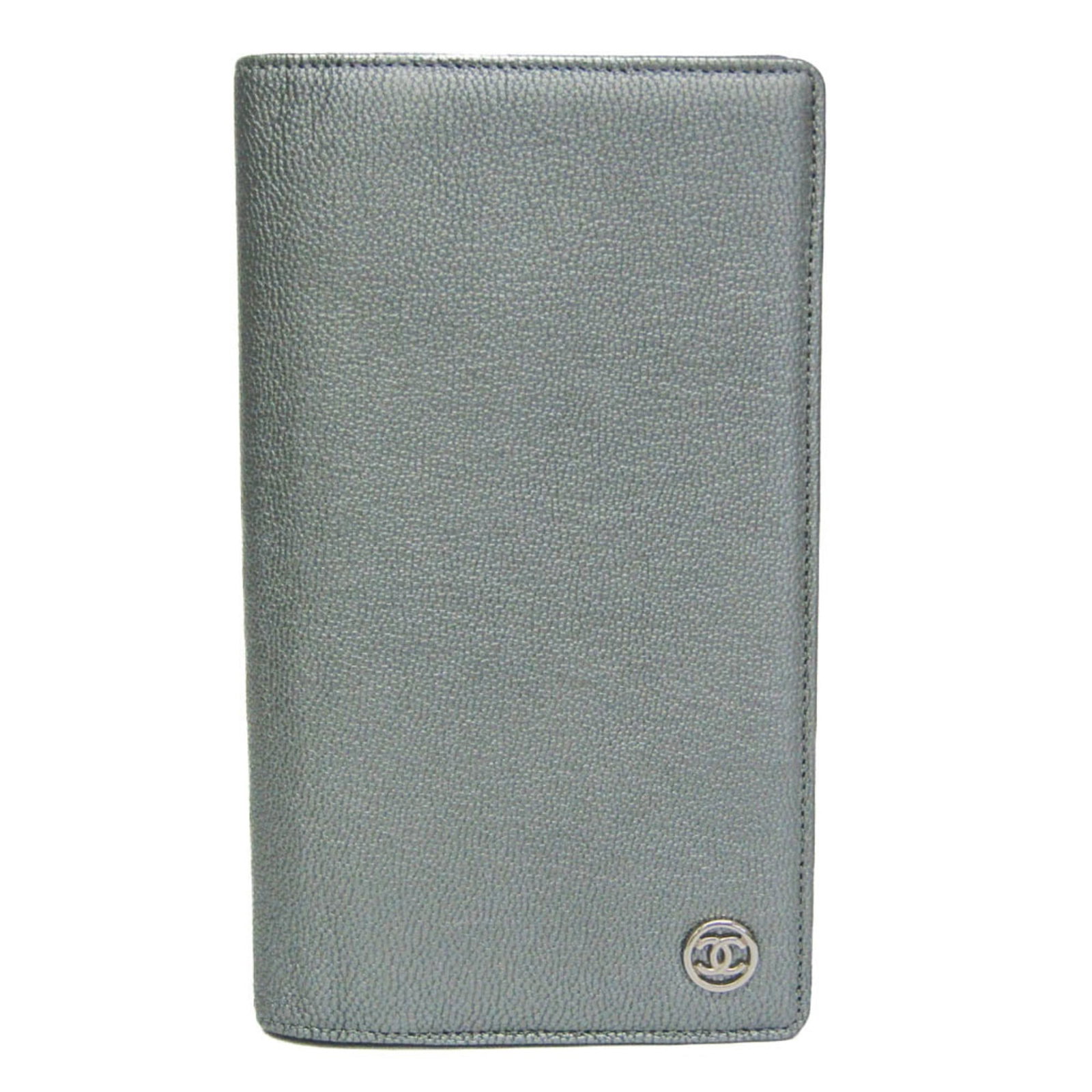 Chanel Long Wallet (Bi-Fold) Leather: Chanel Long Wallet (Bi-Fold) Leather The Chanel Long Wallet (Bi-Fold) Leather is a sleek and sophisticated accessory, boasting its iconic silver hardware. Made from high-quality leather, this bi-fold 
