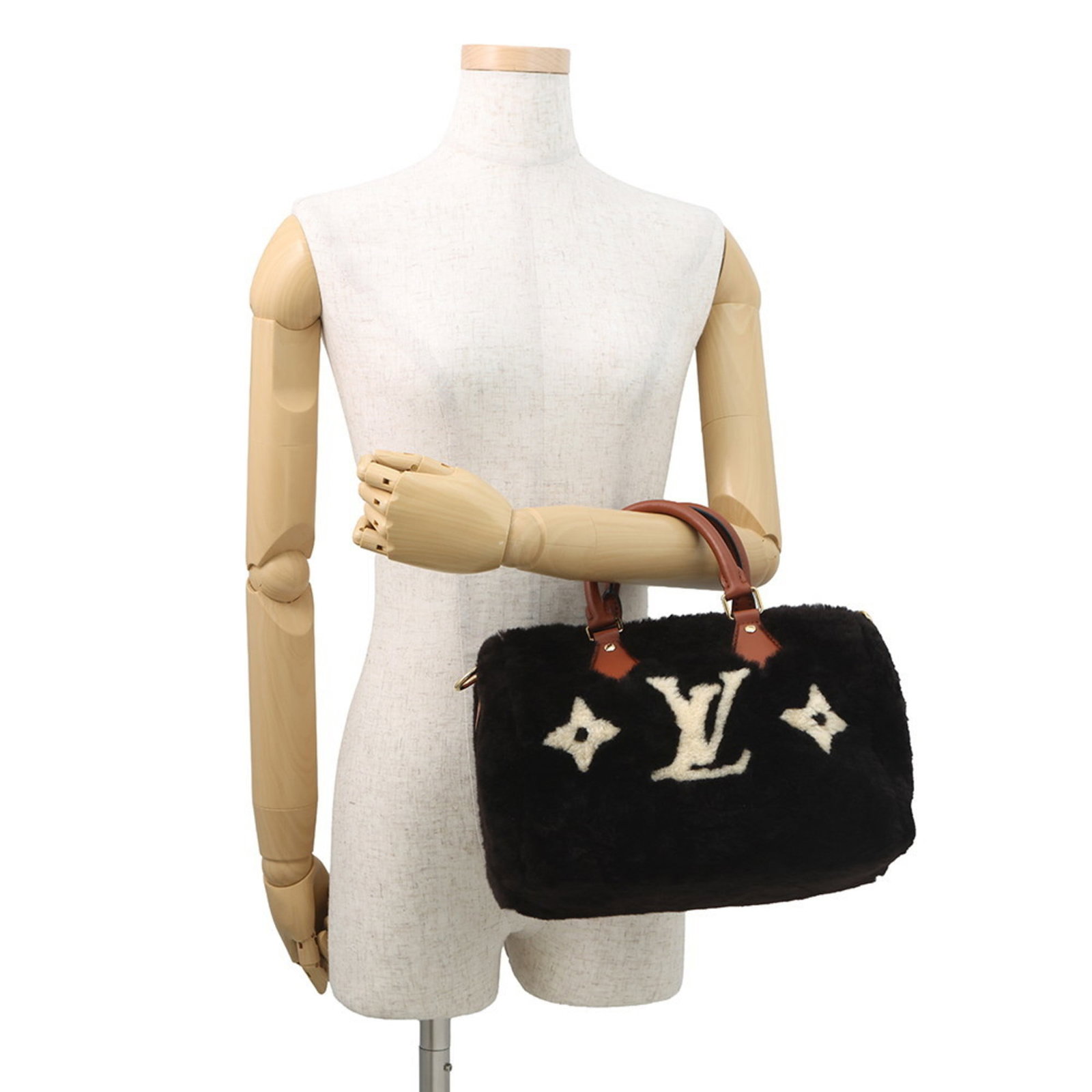 Louis Vuitton Handbag - 4