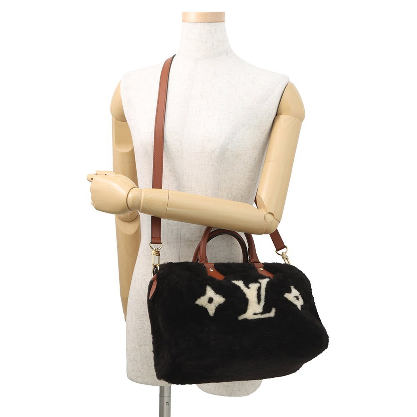 Louis Vuitton Handbag - 5