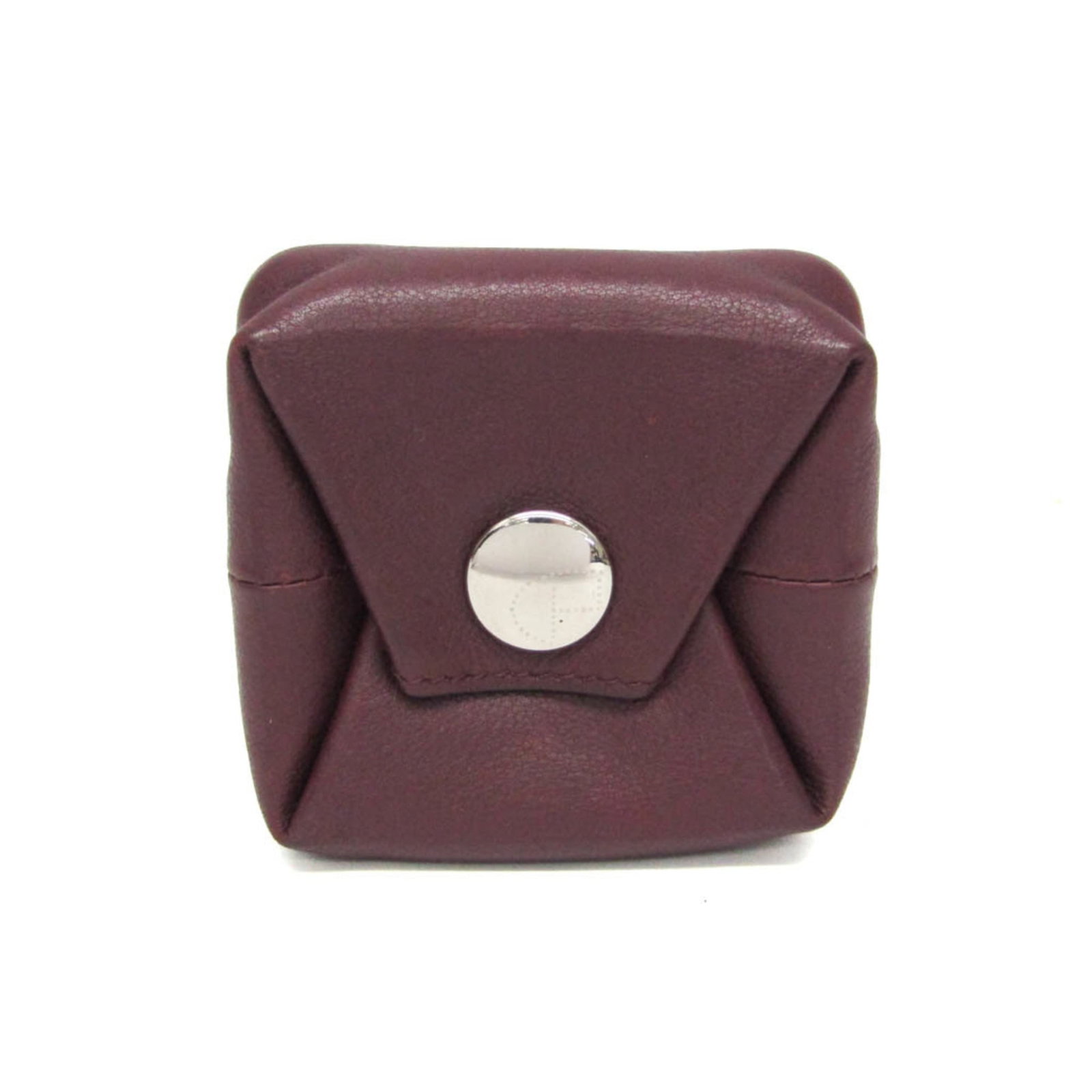 Hermes Coin Purse/Coin Case Swift Leather: Hermes Coin Purse/Coin Case Swift Leather Swift Leather coin purse/case from Hermes features a classic design with a wine color and snap fastener closure. Made from high-quality swift leather, this us