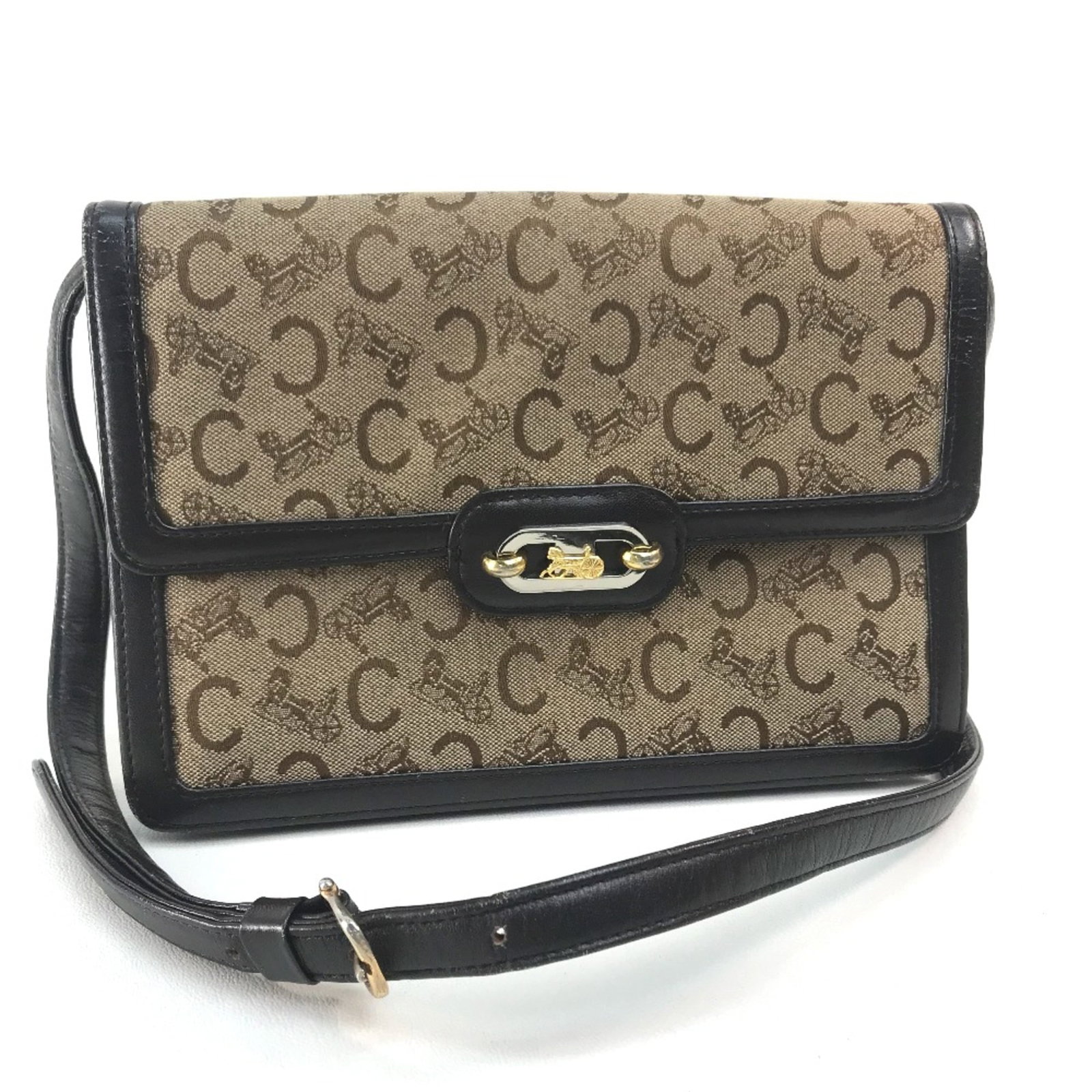 Celine Shoulder Bag Other: Celine Shoulder Bag Other Brown Celine shoulder bag with adjustable strap, measuring 23.5cm x 16.5cm x 1.5cm in size, offering a versatile and stylish accessory for everyday use. The bag features trac