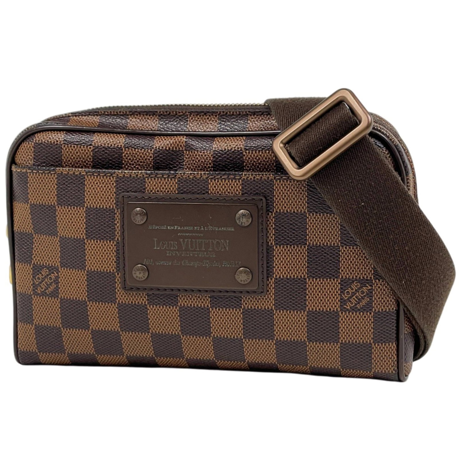 Louis Vuitton Sling Bag Damier Canvas: Louis Vuitton Sling Bag Damier Canvas The Louis Vuitton Sling Bag Damier Canvas boasts classic style with its timeless brown Damier canvas design. Measuring 14cm x 21cm x 5cm, this compact bag feature