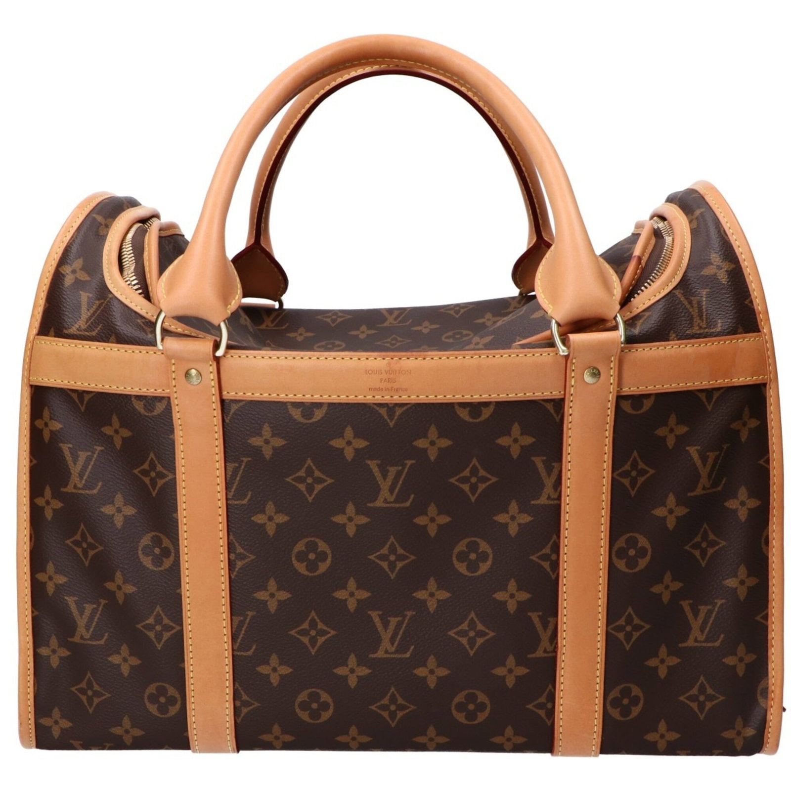 Louis Vuitton Pet Bag Monogram: Louis Vuitton Pet Bag Monogram This Louis Vuitton Pet Bag Monogram features the iconic brand's signature monogram pattern in its classic design. The bag measures 29.5cm x 40cm x 22cm and comes with a