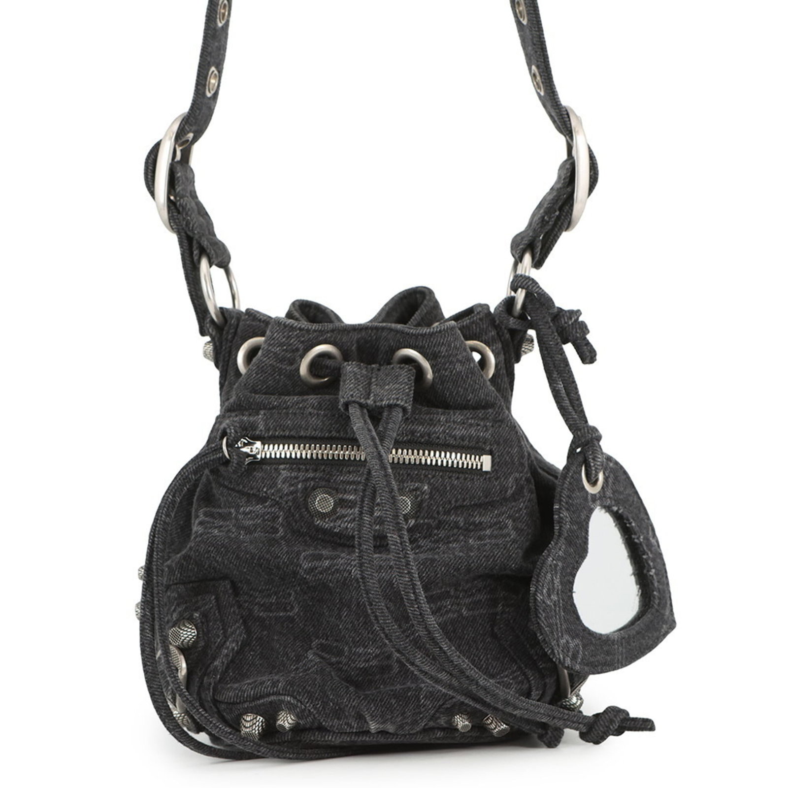 Balenciaga Shoulder Bag Denim: Balenciaga Shoulder Bag Denim Denim shoulder bag from Balenciaga with a classic black color and compact size. Made of durable denim material, this bag measures 20cm x 14cm x 15.5cm. In very good