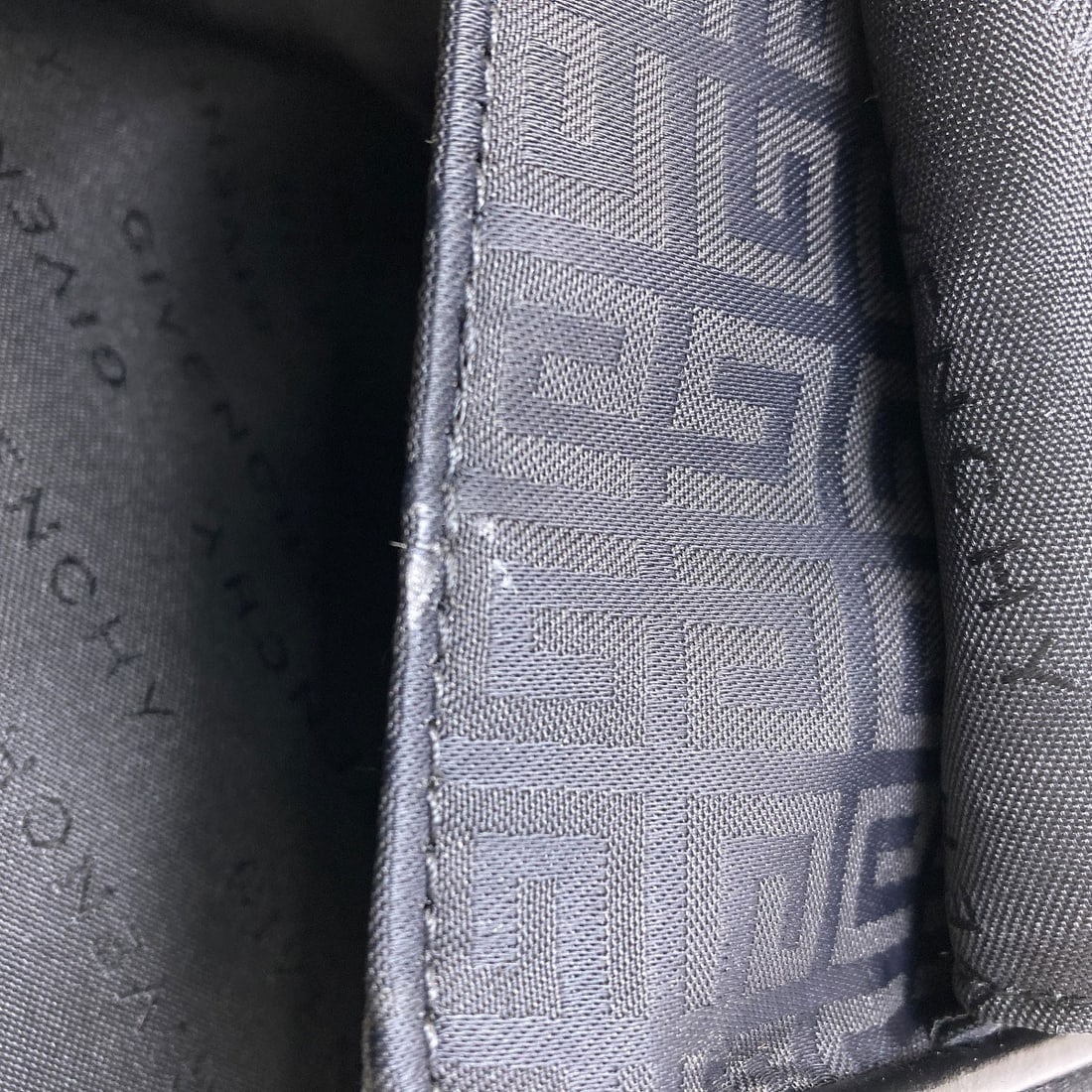 Givenchy Logo Bag Nylon - 10