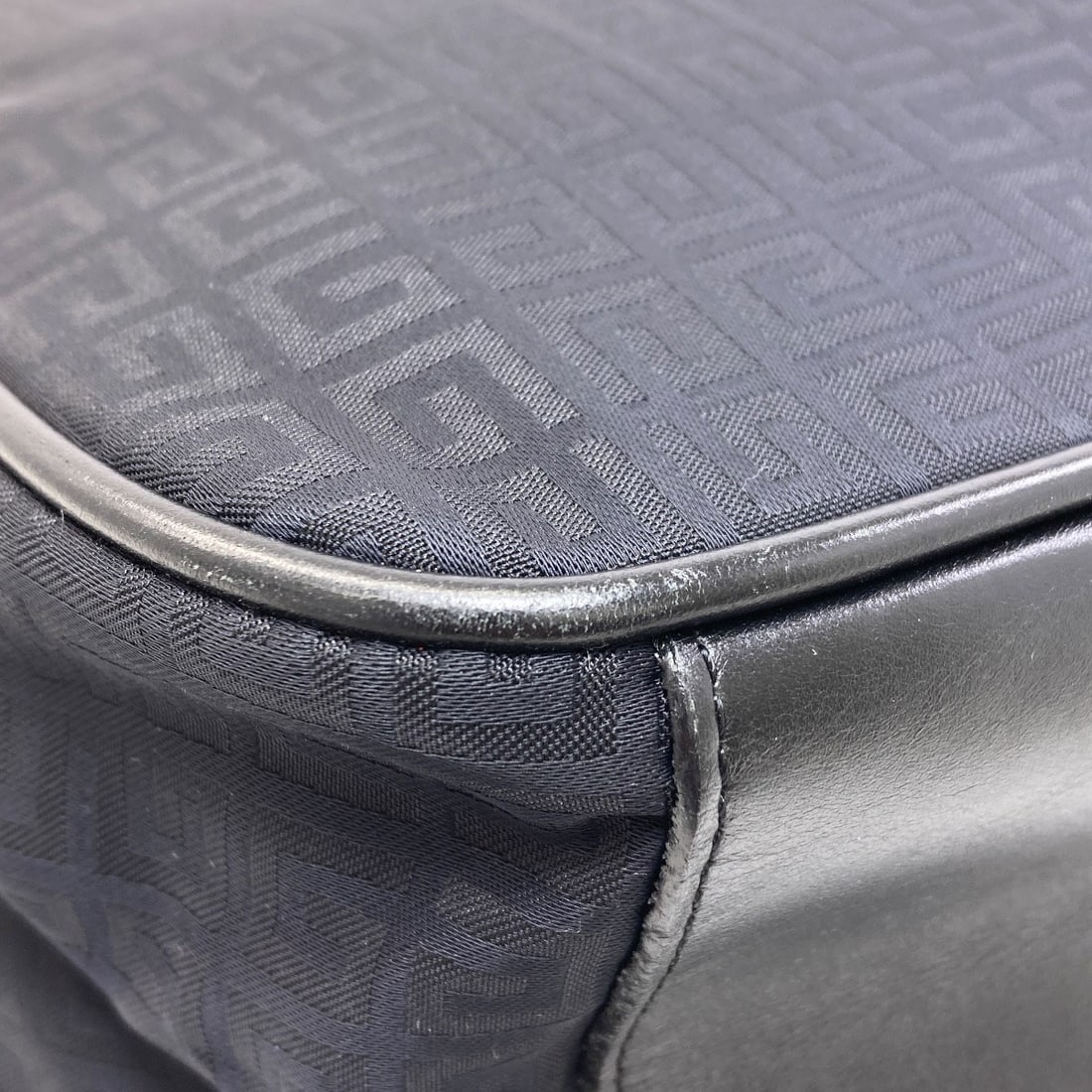 Givenchy Logo Bag Nylon - 19