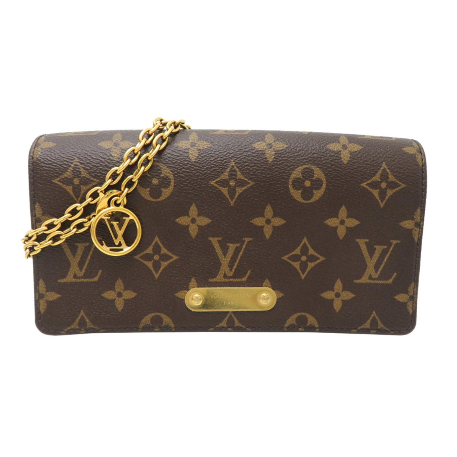 Louis Vuitton Shoulder Bag Monogram: Louis Vuitton Shoulder Bag Monogram Brown Louis Vuitton Monogram Shoulder Bag with Traces of Usage. This pre-owned shoulder bag features the iconic monogram pattern and has a size of 10.5cm x 21cm x