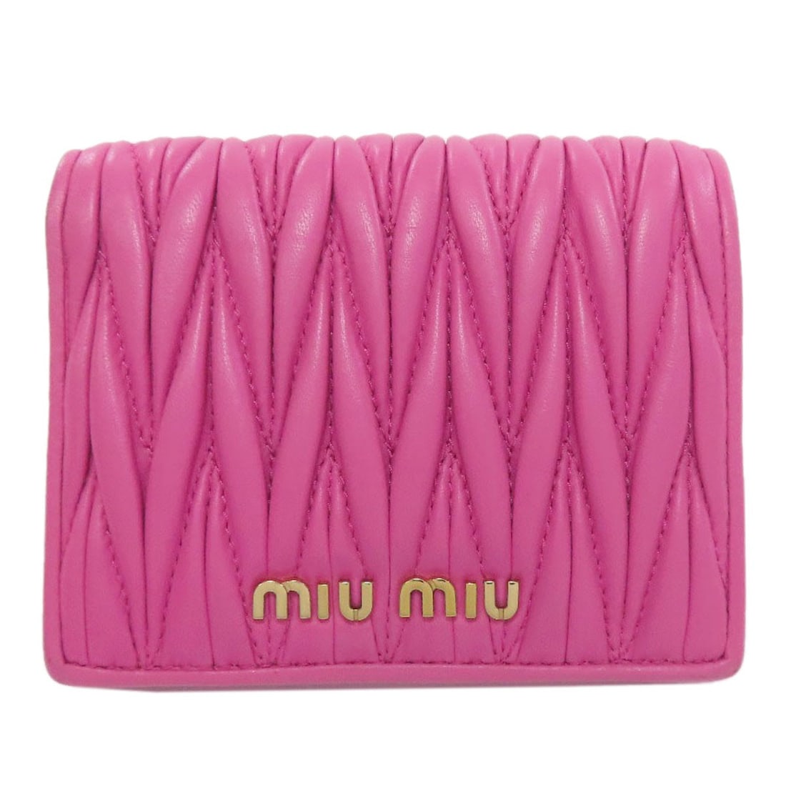 Materasse Wallet Bifold Coins Lambskin: Materasse Wallet Bifold Coins Lambskin Pink lambskin bifold wallet with coin pocket features a stylish design. The exterior color and interior material are both made from high-quality pink lambskin,