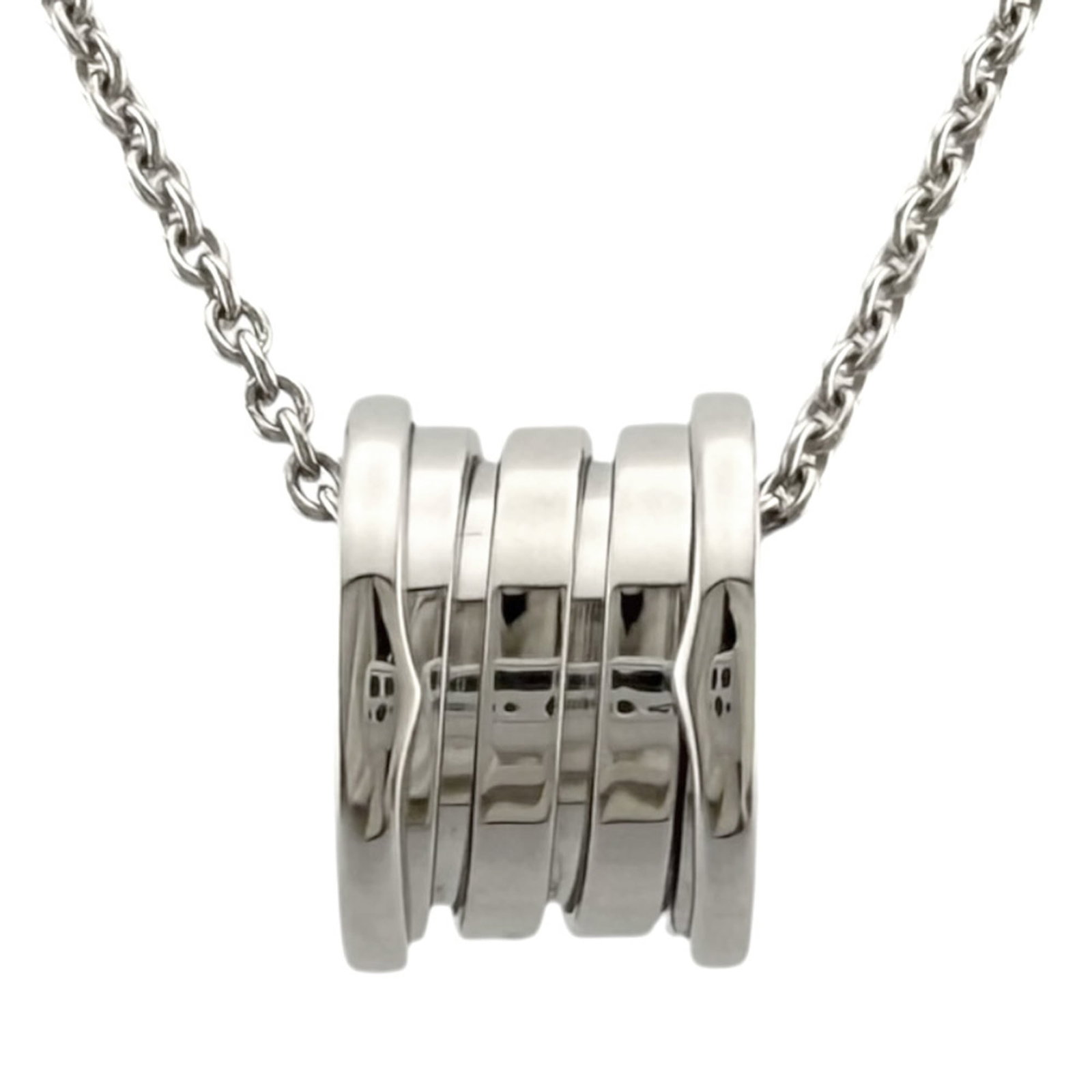Bvlgari B-Zero.1 Necklace 18K Gold Women'S Pre-Owned: Bvlgari B-Zero.1 Necklace 18K Gold Women'S Pre-Owned Bvlgari's B-Zero.1 Necklace shines in white gold, its sleek design complemented by an 18K material. Measuring 14.5mm x 10.5mm, the pendant sits