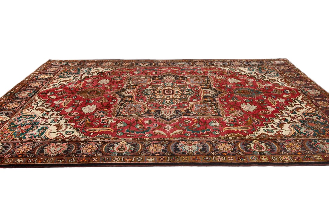 Handmade Red Wool Tribal Oriented Carpet - 7