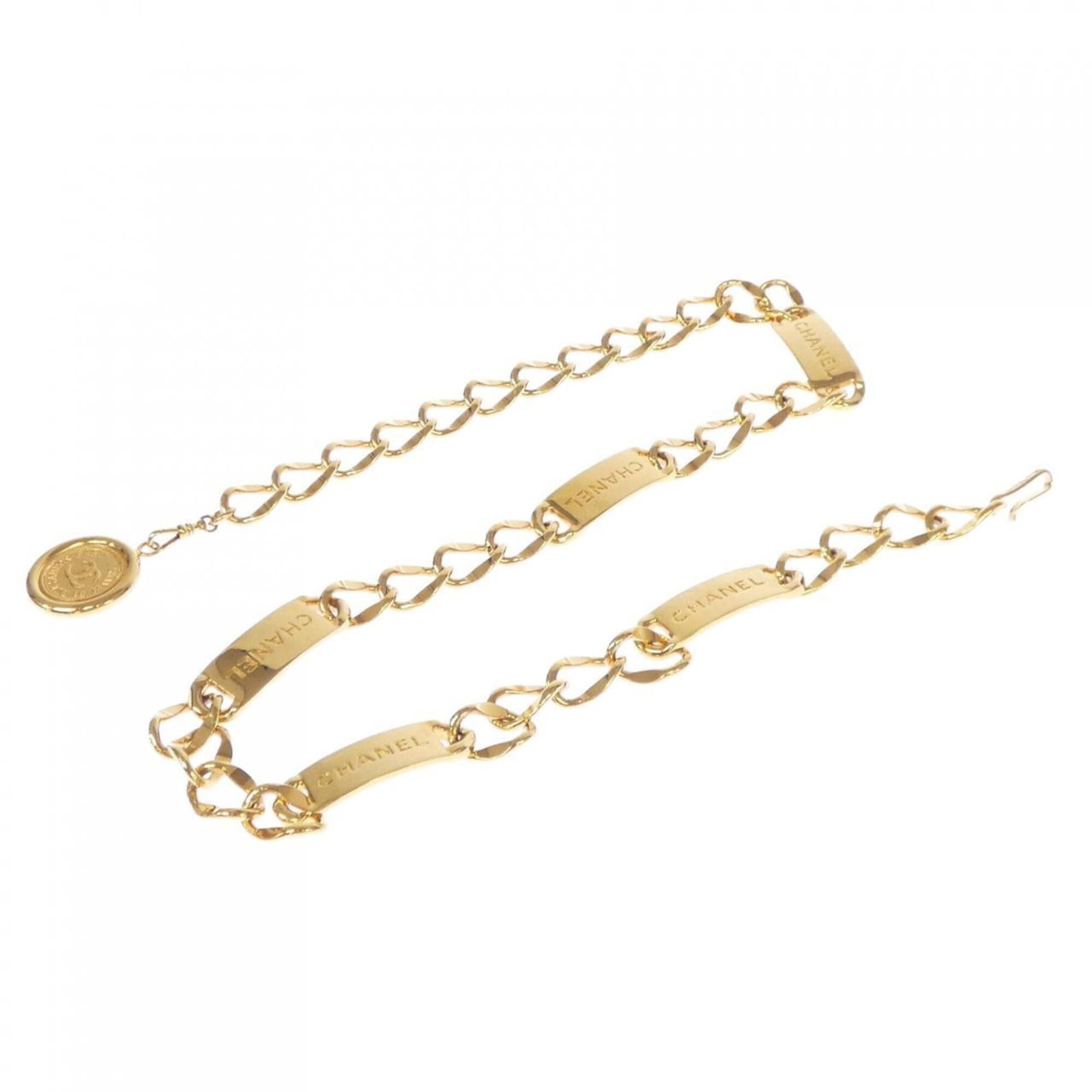 Chanel Chain Belt: Chanel Chain Belt This gold Chanel chain belt boasts its classic design and timeless elegance. With a length of 89cm, it's perfect for adding a touch of sophistication to any outfit. Despite showing s