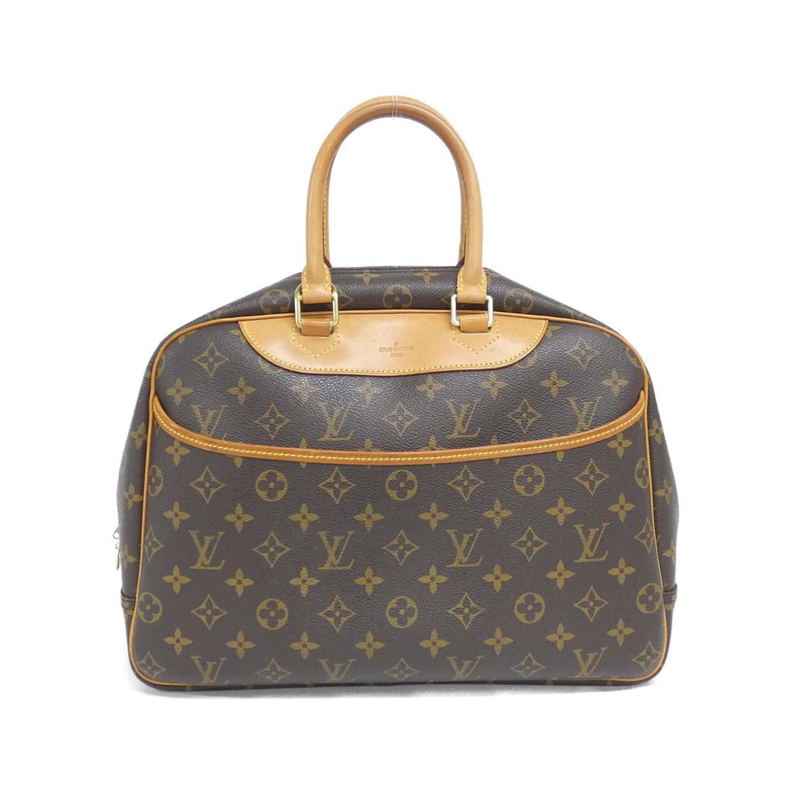 Louis Vuitton Handbag Coated Canvas: Louis Vuitton Handbag Coated Canvas The Louis Vuitton Handbag Coated Canvas features a timeless design with gold hardware and a classic marron color. With its durable coated canvas material, this