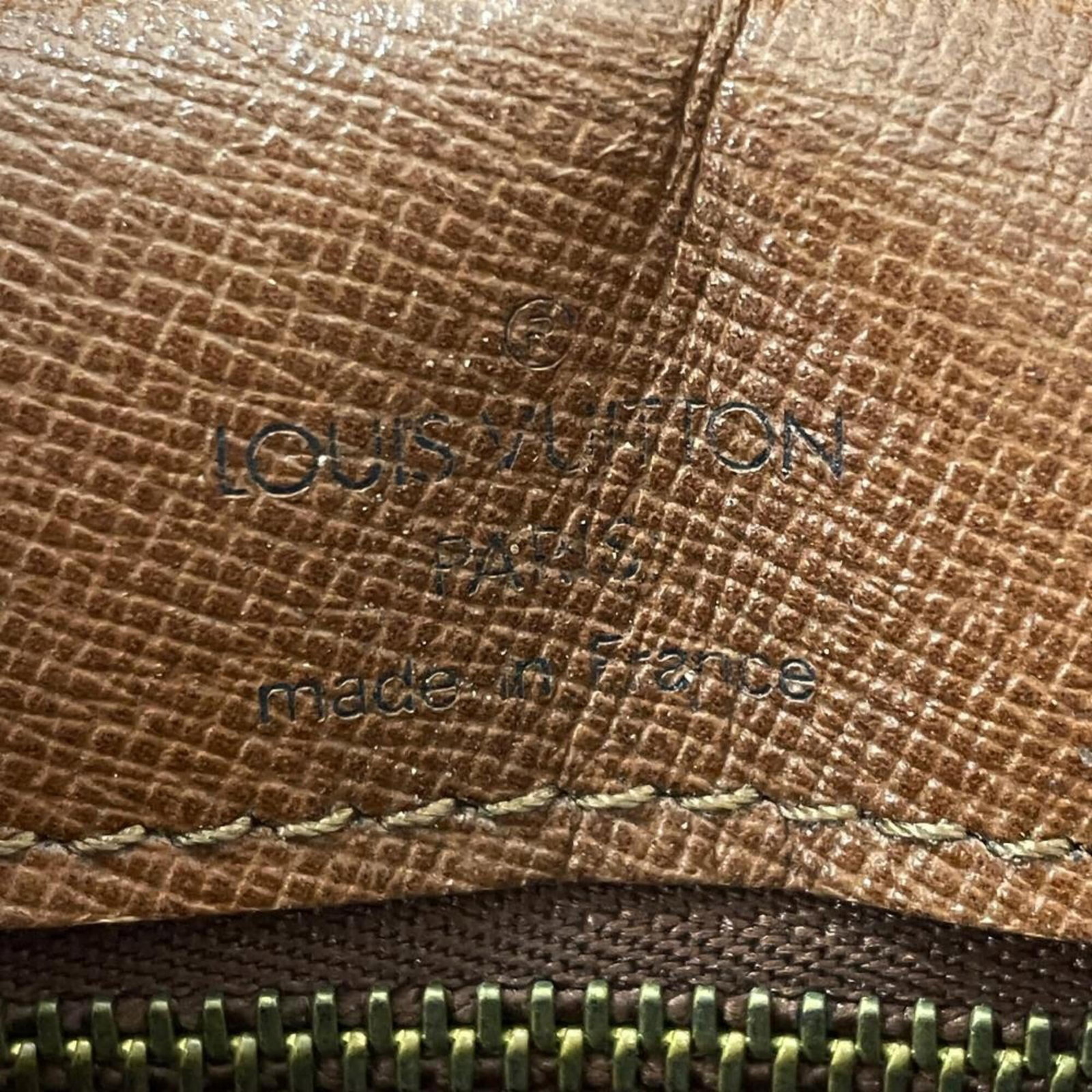 Louis Vuitton Shoulder Bag Monogram - 8