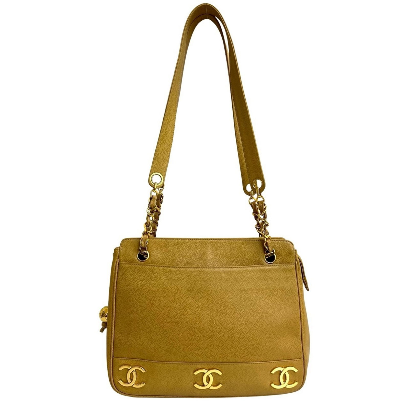 Chanel Tote Bag Grained Calfskin: Chanel Tote Bag Grained Calfskin Grained Calfskin Chanel Tote Bag in Beige - A Timeless Classic. This pre-owned tote bag features high-quality grained calfskin material and boasts a classic design tha