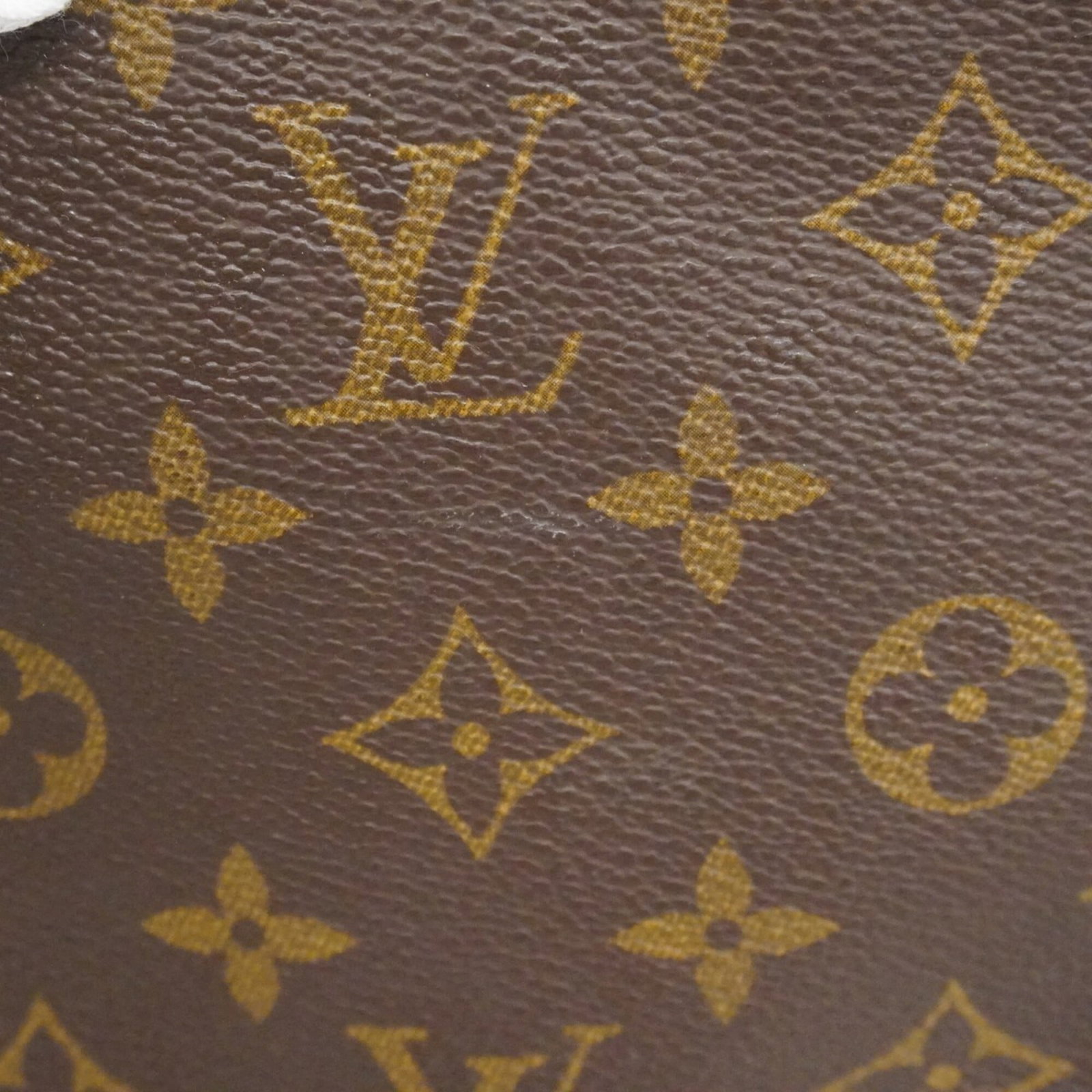 Louis Vuitton Pouch - 10