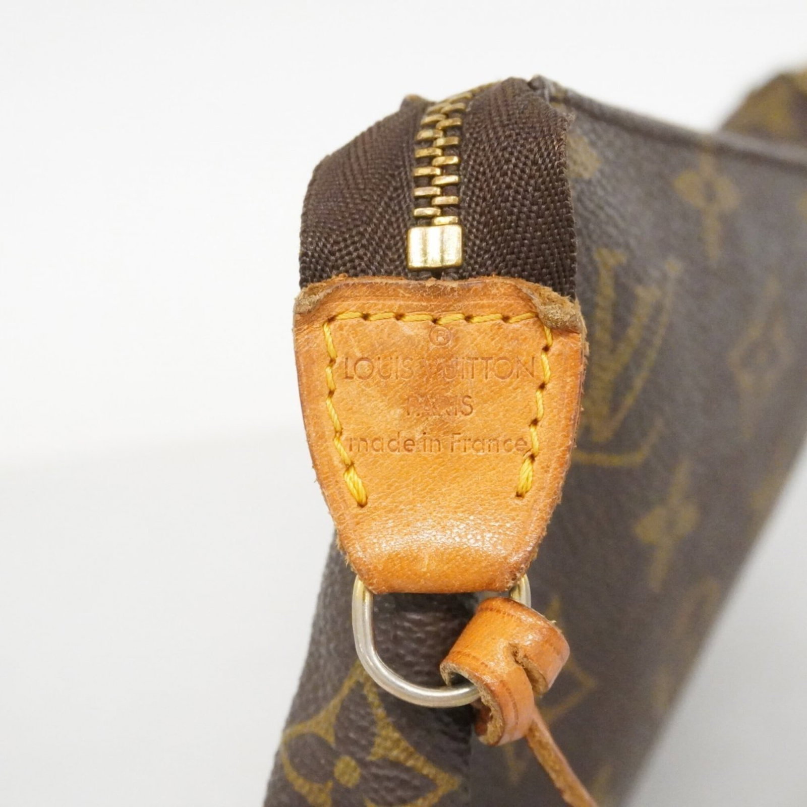 Louis Vuitton Pouch - 5