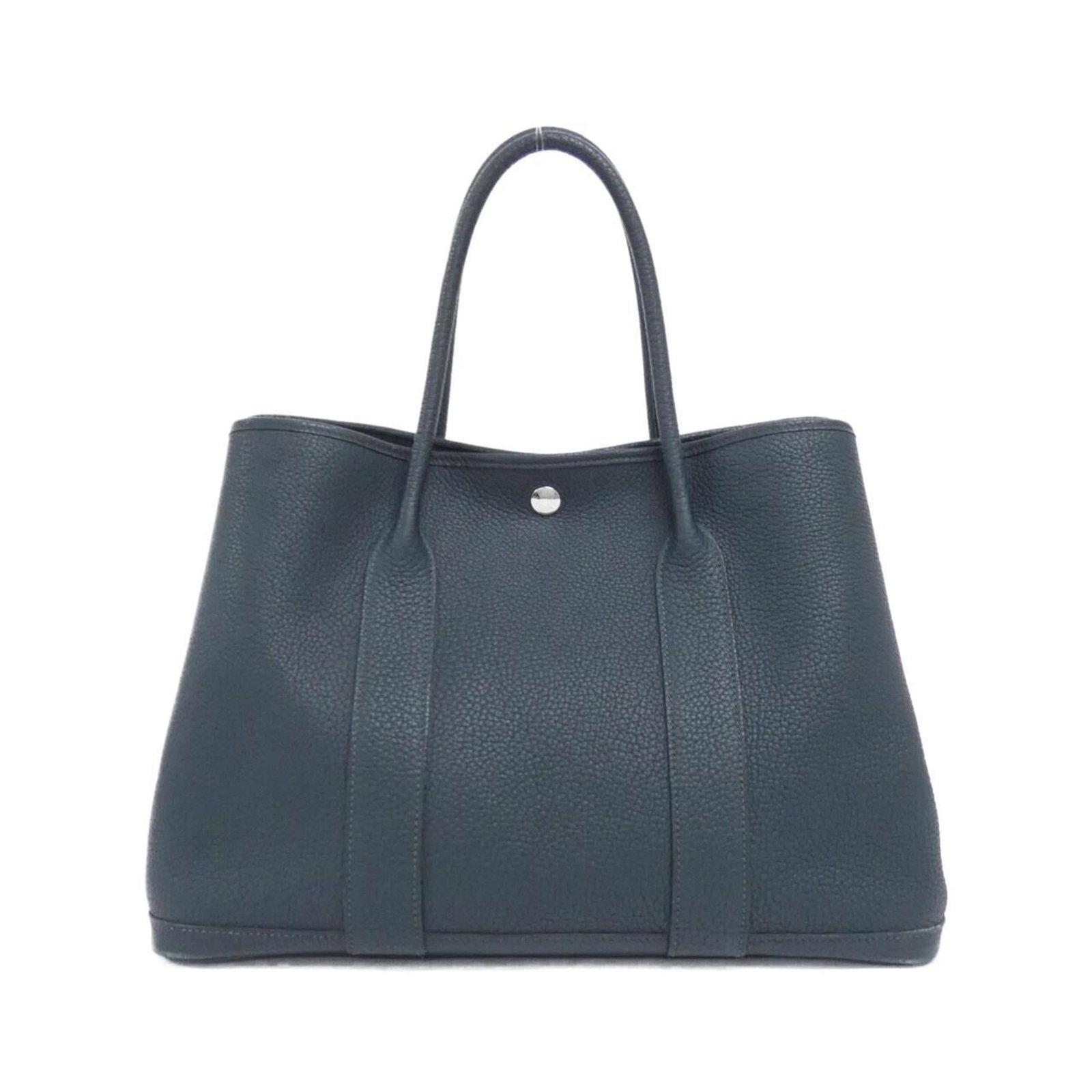 Hermes Handbag Negonda Leather: Hermes Handbag Negonda Leather Negonda Leather Handbag from Hermes - A pre-owned accessory featuring authentic Negonda leather in a striking green hue. Measuring 25cm x 36cm x 18cm, this handbag