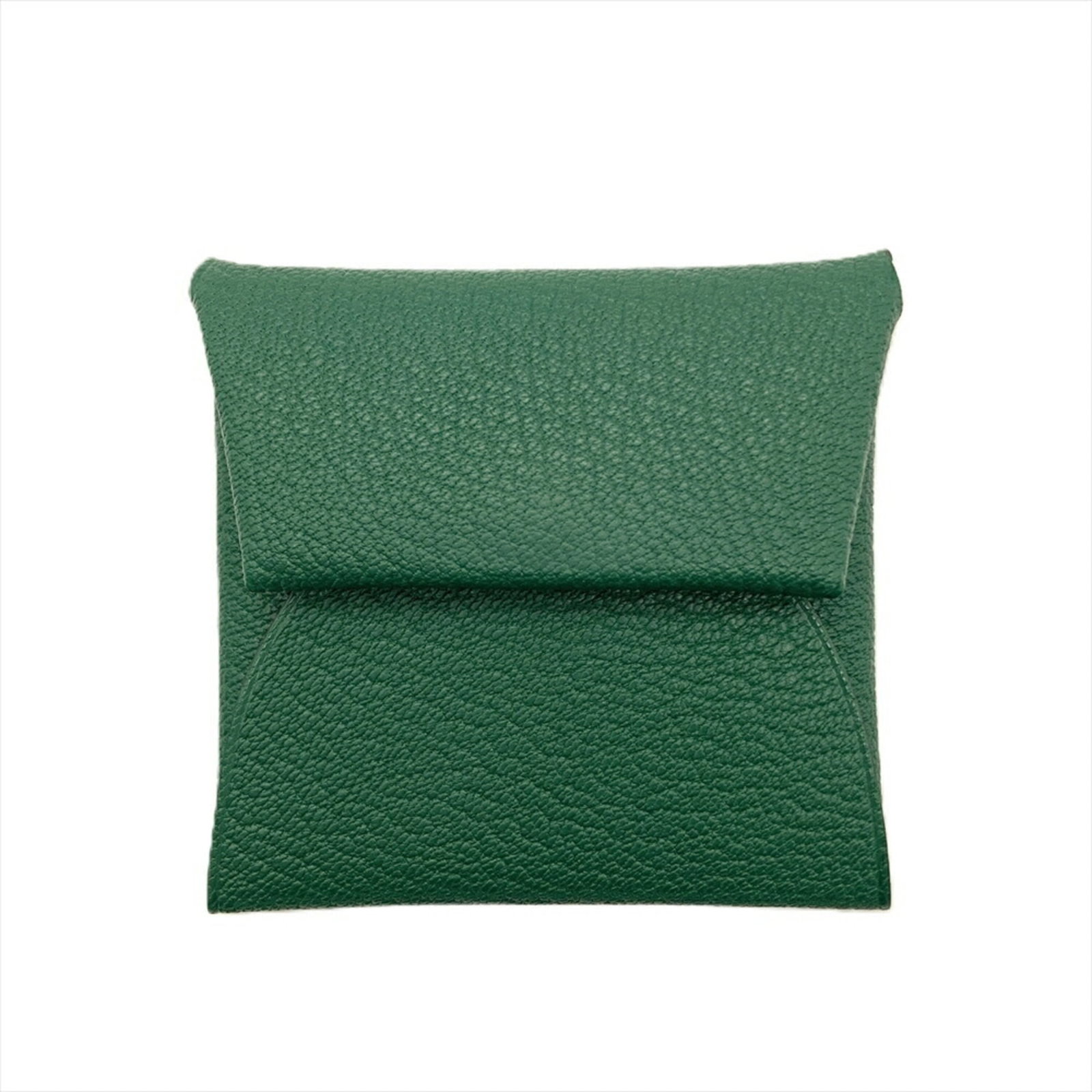 Hermes Coin Purse/Coin Case Chevre Leather: Hermes Coin Purse/Coin Case Chevre Leather Chevre leather provides a soft and supple touch in this iconic coin purse from Hermes. With its classic design and compact size, this case is perfect for sto