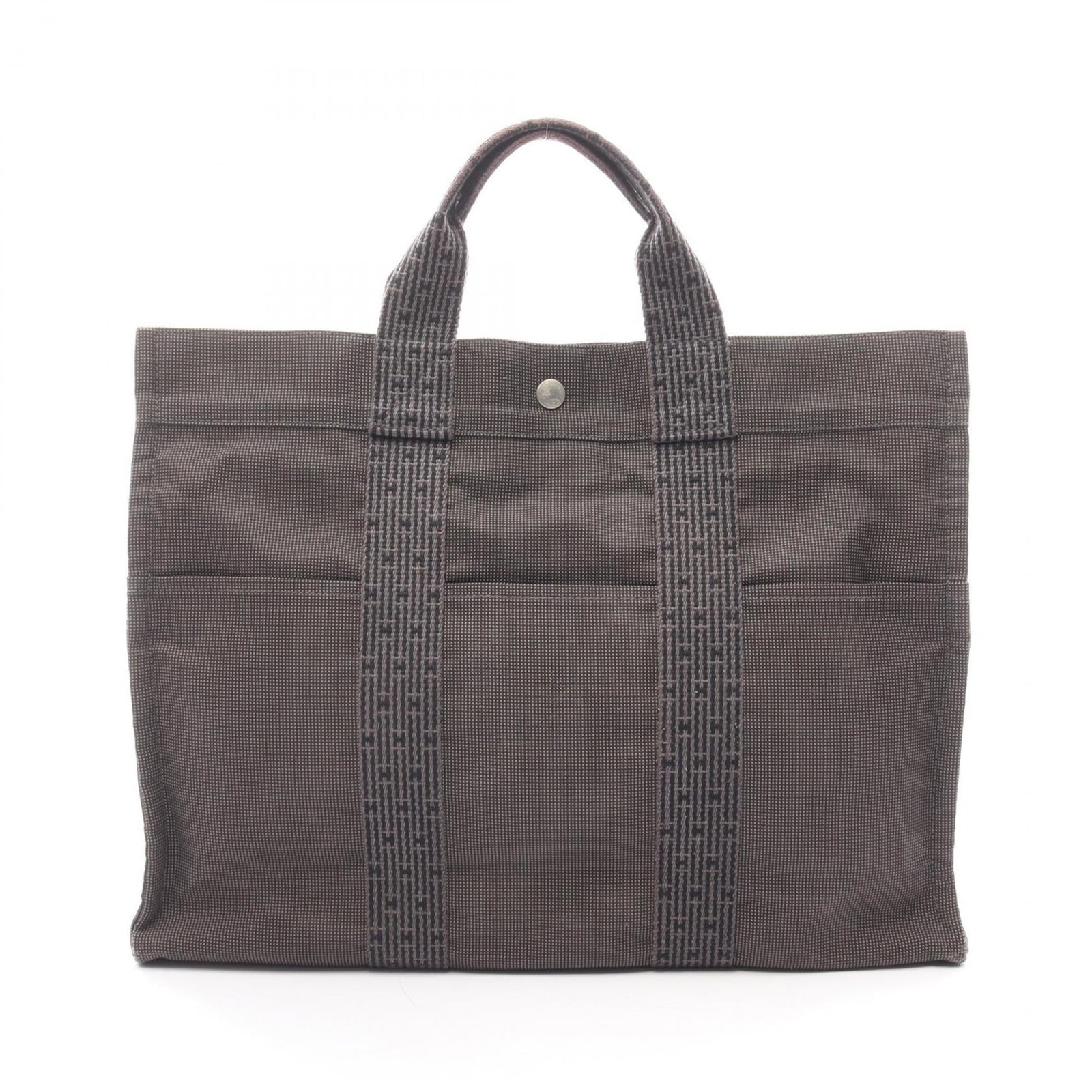 Hermes Handbag Tote Bag Nylon Canvas: Hermes Handbag Tote Bag Nylon Canvas Nylon canvas construction provides durability and versatility in this versatile tote bag from Hermes. Measuring 32cm x 42cm x 11cm, it offers ample space for daily