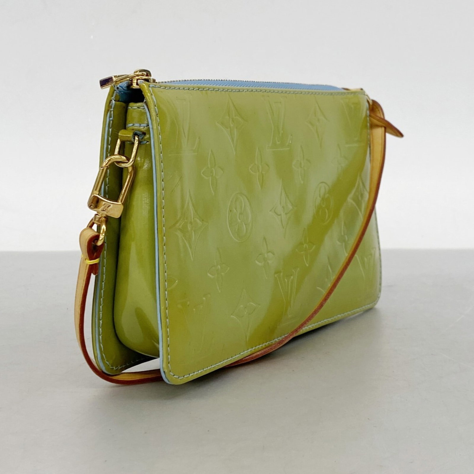 Louis Vuitton Pouch - 2