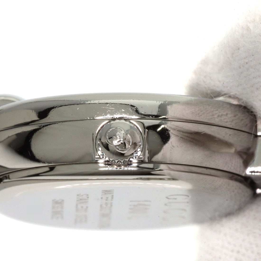 Stainless round face pink shell bangle watches - 9