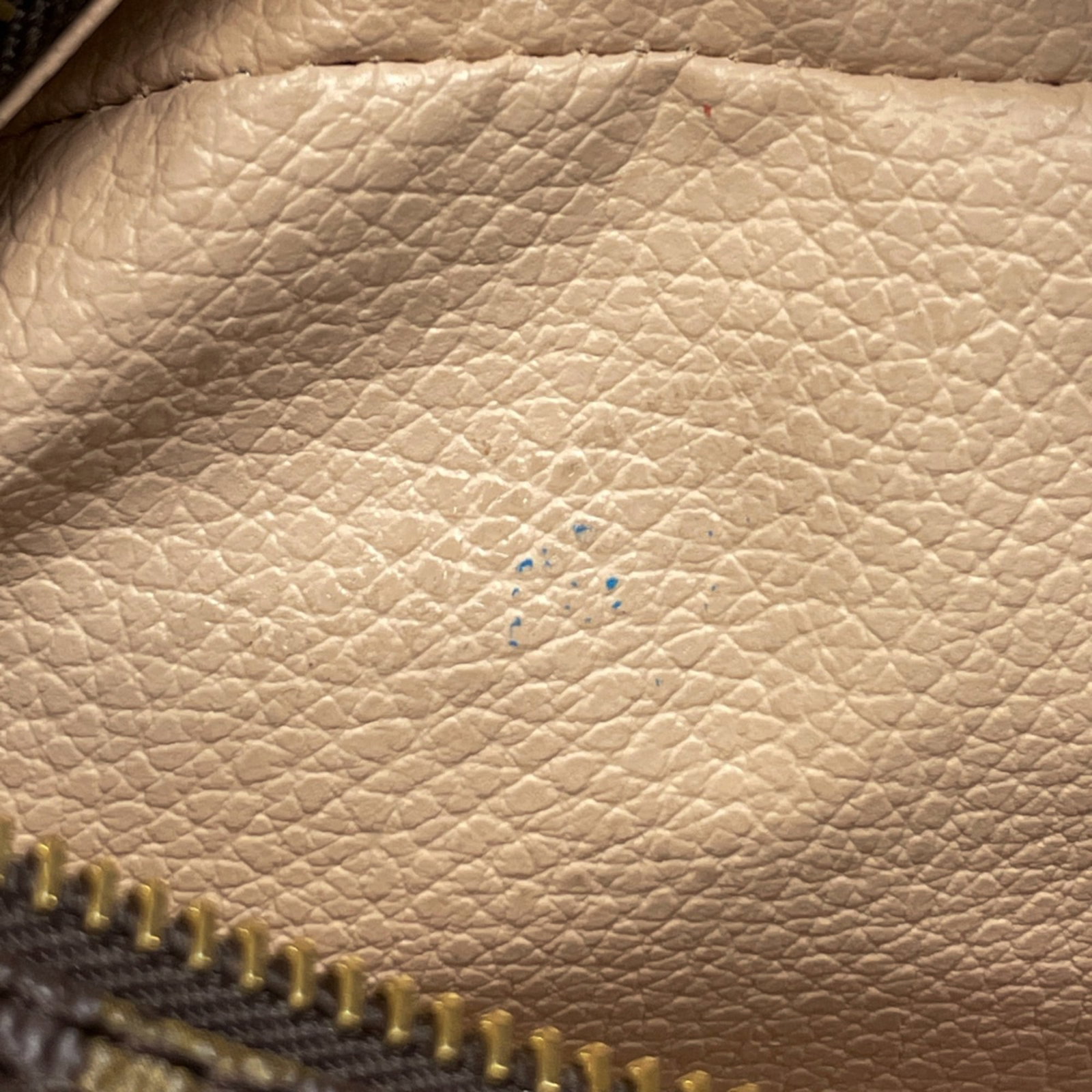 Louis Vuitton Pouch Monogram - 5