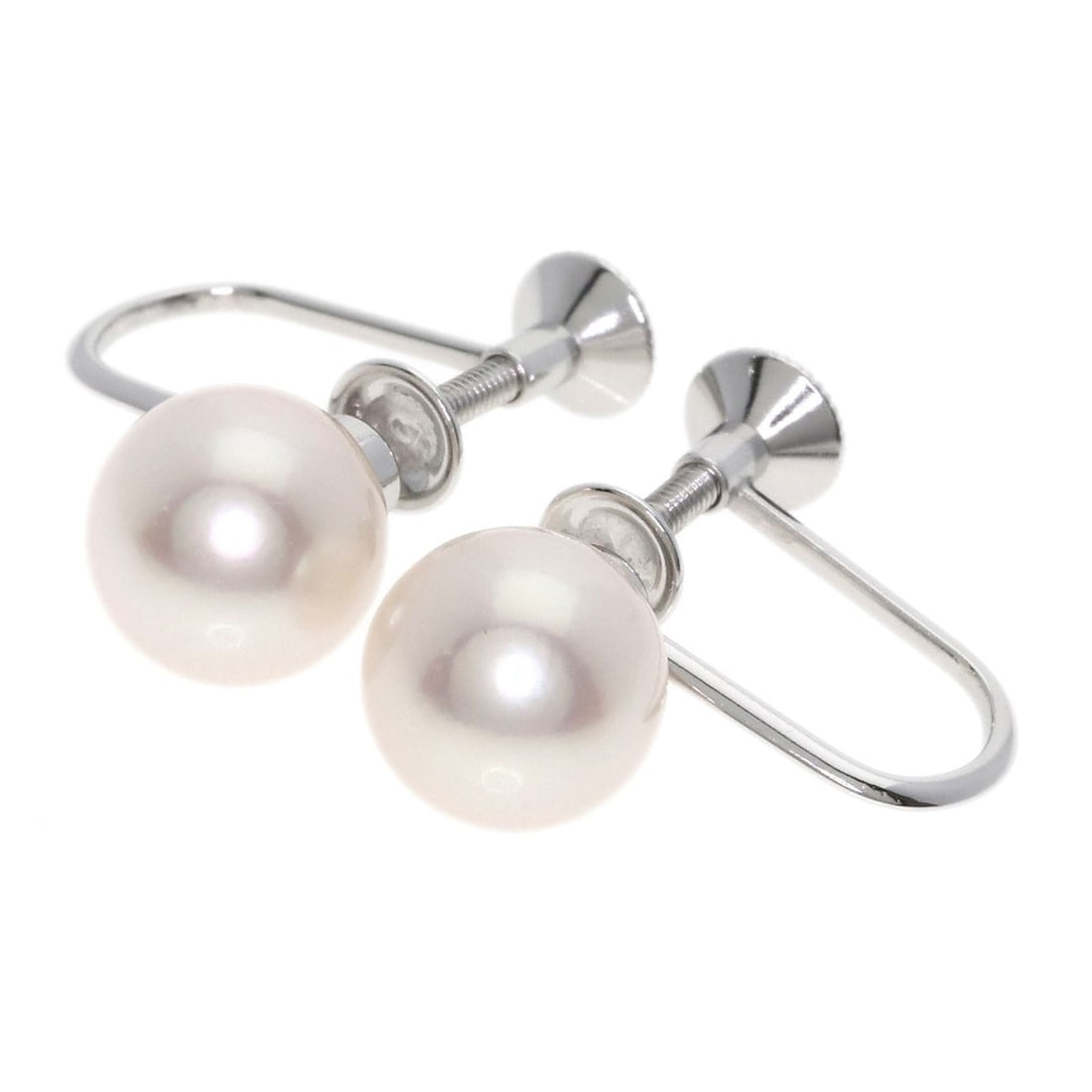 K18 White Gold Pearl Mikimoto Earring: K18 White Gold Pearl Mikimoto Earring K18 White Gold Pearl Mikimoto Earring boasts exceptional craftsmanship with its K18 white gold metal and high-quality pearl. The earring's sleek design makes it a