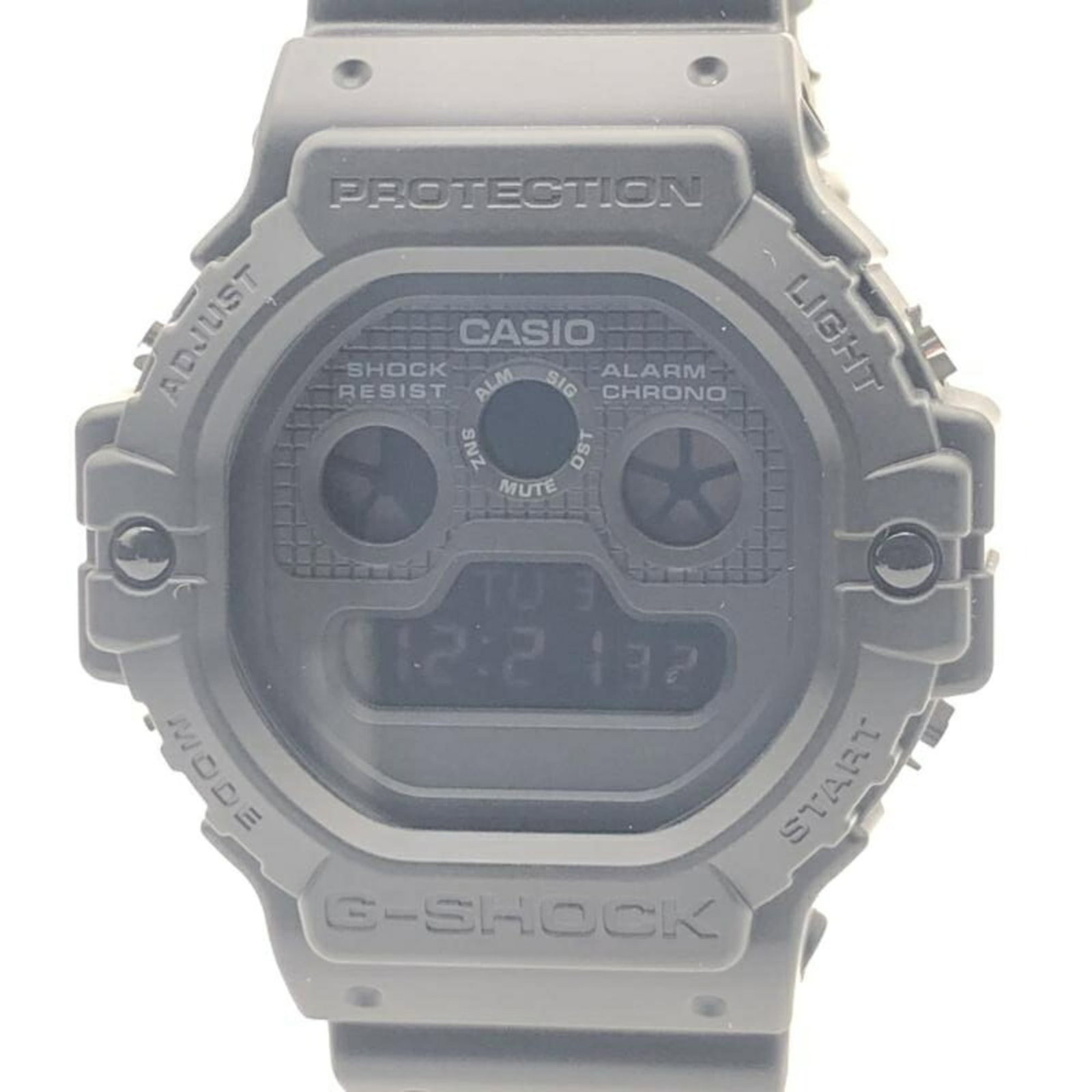 Strict Watch Rules Apply: Strict Watch Rules Apply This mint condition Casio watch boasts a sleek 30mm case diameter and comfortable fit for wrists up to 23cm. With its precise timekeeping features, this reliable timepiece is 