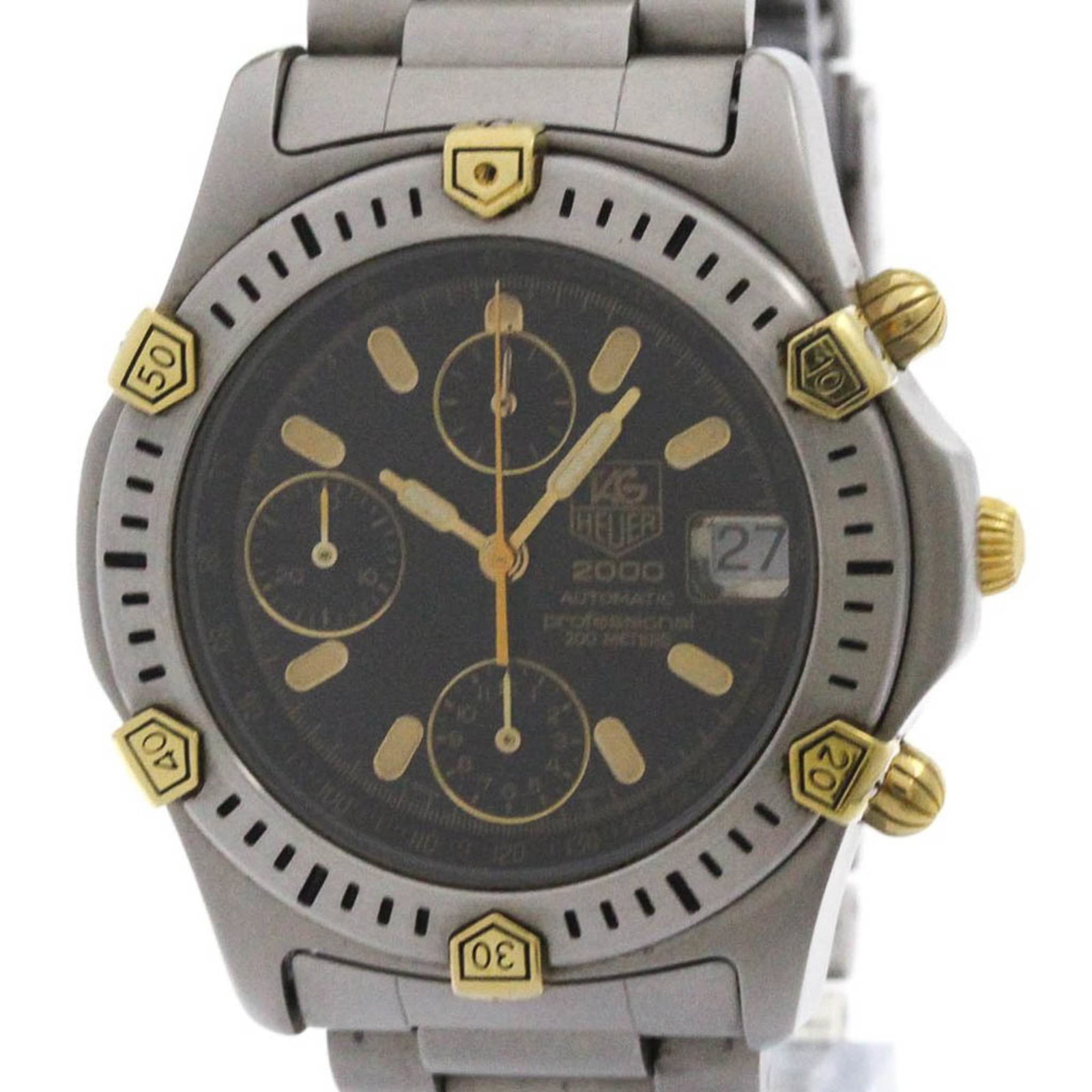 Heuer Watch Tag: Heuer Watch Tag The Tag Heuer Watch features a gold-plated case and stainless steel band, making for a durable and stylish timepiece. With its black dial and sporty design, this wristwatch is perfect 
