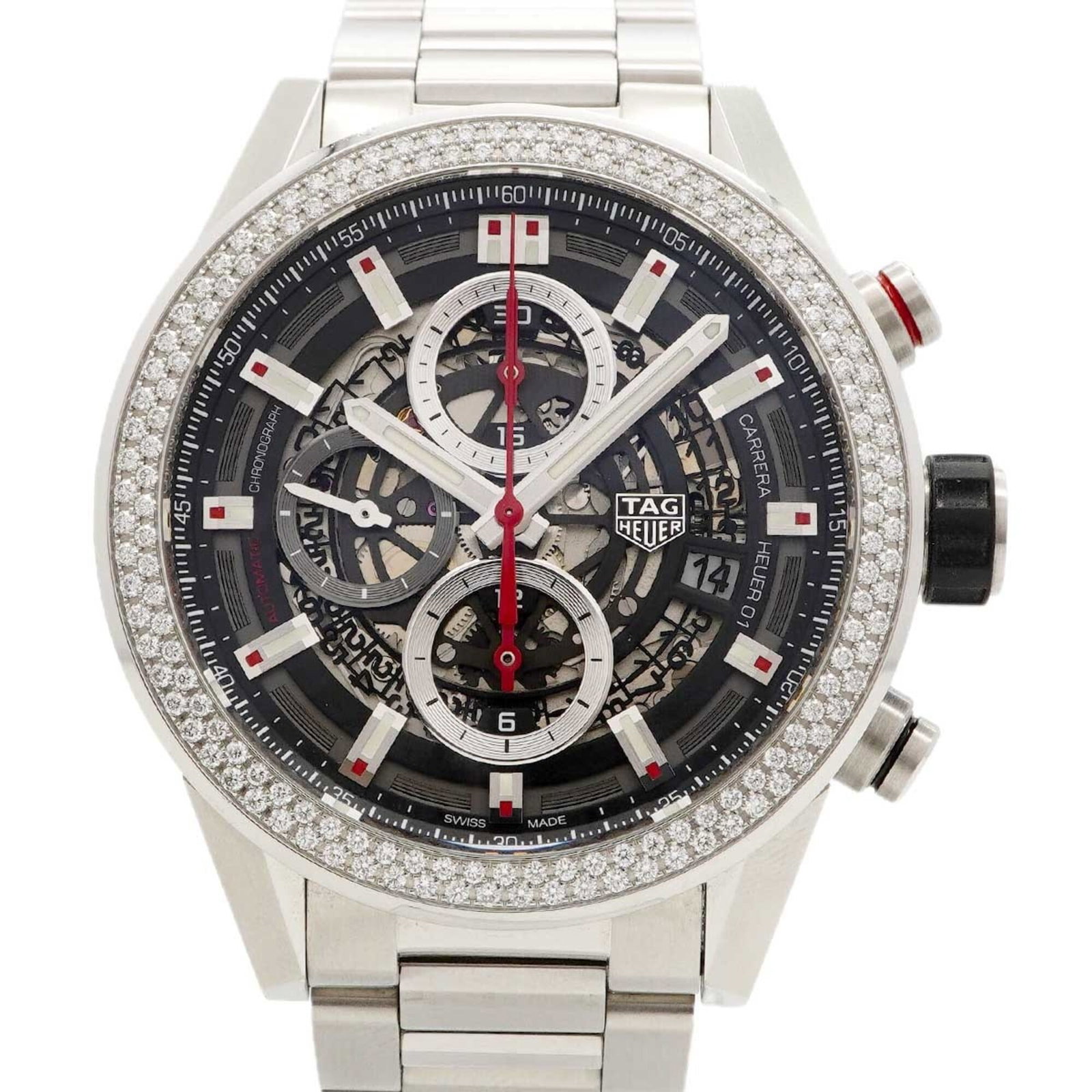 Heuer Watch Tag: Heuer Watch Tag Stainless steel band and case make this Tag Heuer watch durable and long-lasting. The 43.8mm diameter provides a comfortable fit for wrists up to 17cm in size. With traces of usage