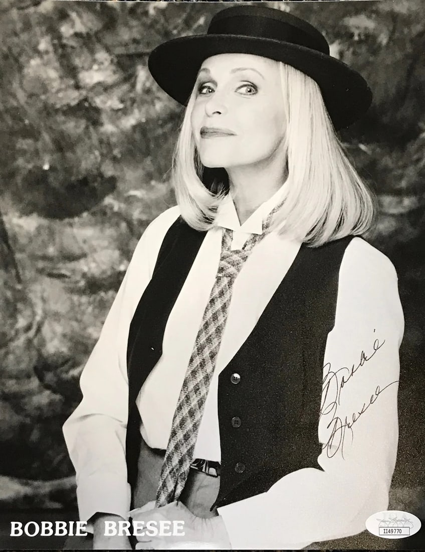 Bobbie Bresee Celebrity Photo: Bobbie Bresee Celebrity Photo Authentic Bobbie Bresee Celebrity Photo. This 8x10 photo has been signed in black sharpie across the front by Bobbie Bresee. The image bears her signature, as verified