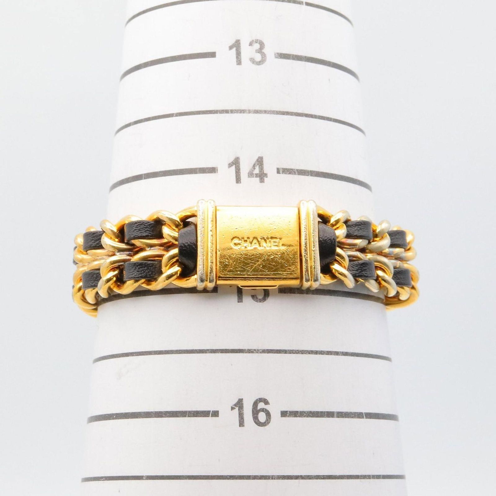 Rule Strict Watch Wrist Chanel - 8