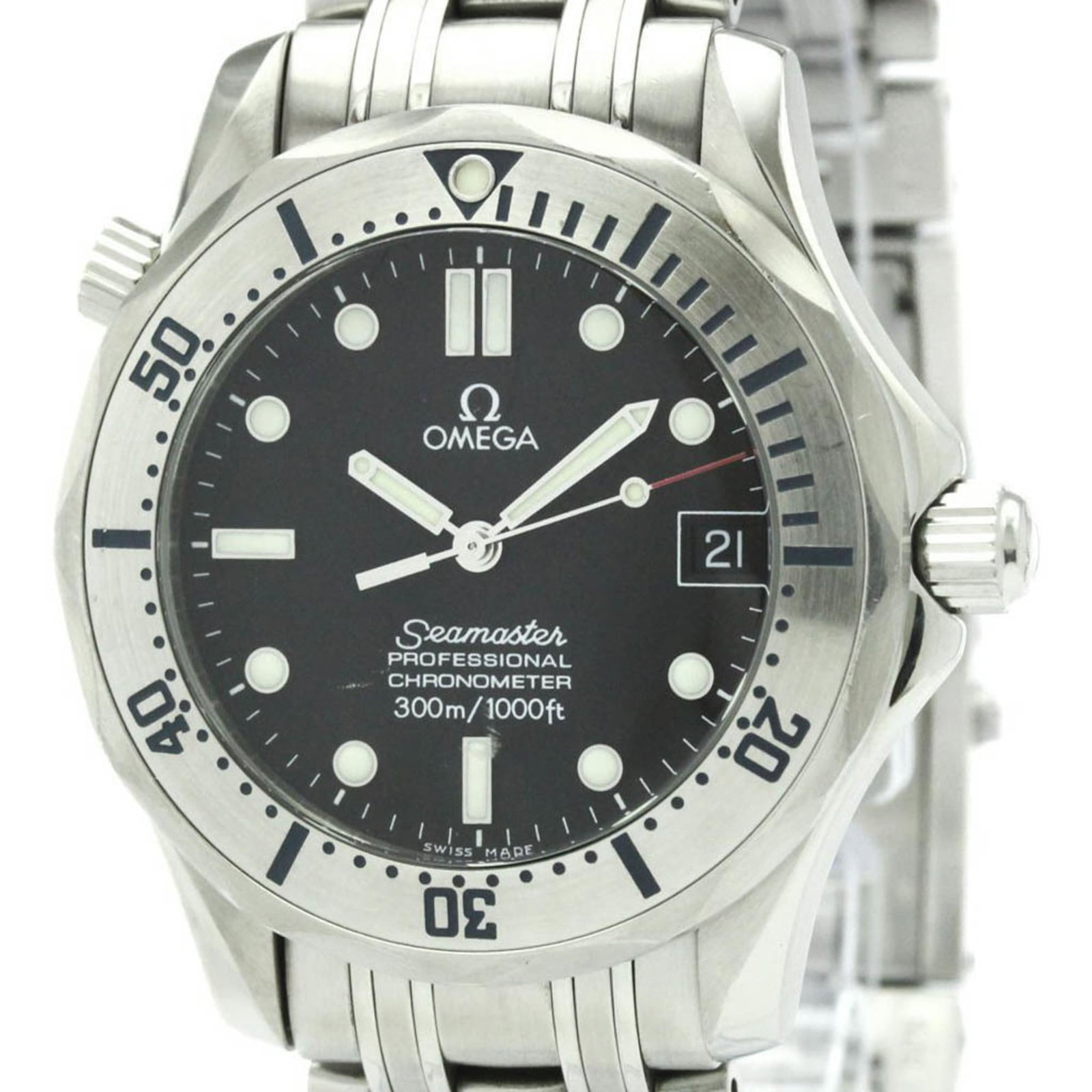 Wristwatch Omega: Wristwatch Omega Stainless steel case and band provide a durable foundation for this Omega wristwatch, featuring a sleek black dial. Measuring 36mm in diameter, the watch boasts a sporty design