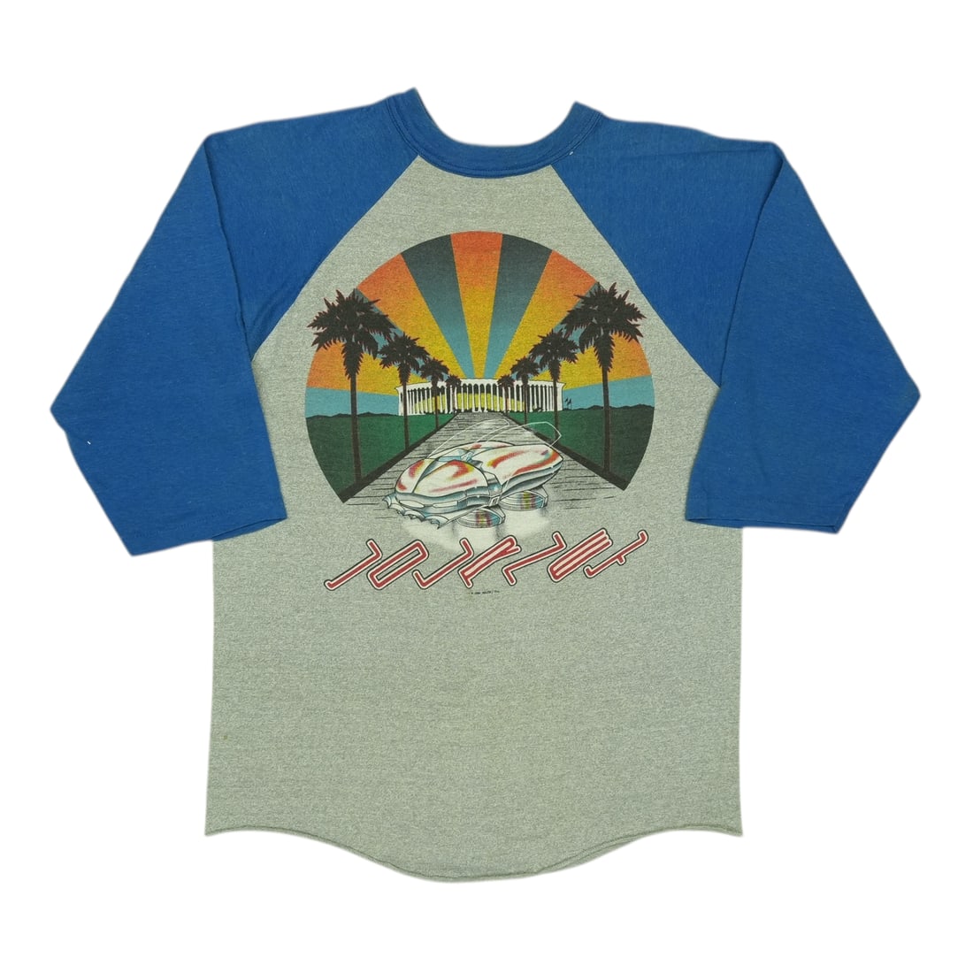 Los Angeles Forum Concert Jersey Shirt 1981 Journey: Los Angeles Forum Concert Jersey Shirt 1981 Journey The Los Angeles Forum Concert Jersey Shirt from 1981 Journey features iconic front and back graphics, making it a must-have for fans of the band. Th
