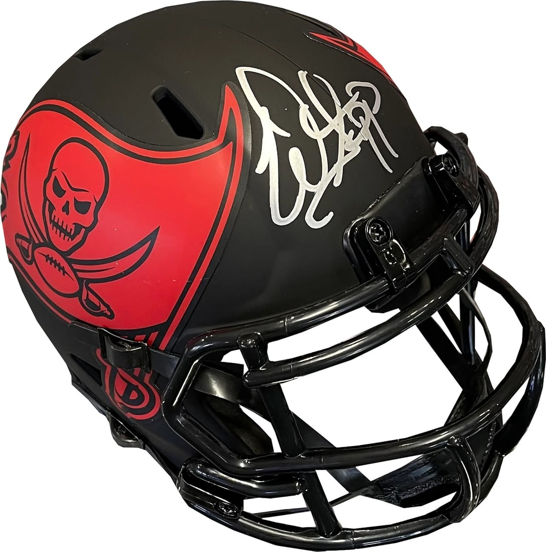 Tampa Bay Buccaneers Warren Sapp Signed Eclipse Mini Helmet: Tampa Bay Buccaneers Warren Sapp Signed Eclipse Mini Helmet The Tampa Bay Buccaneers Warren Sapp Signed Eclipse Mini Helmet features an authentic signed mini helmet in silver paint pen. The item