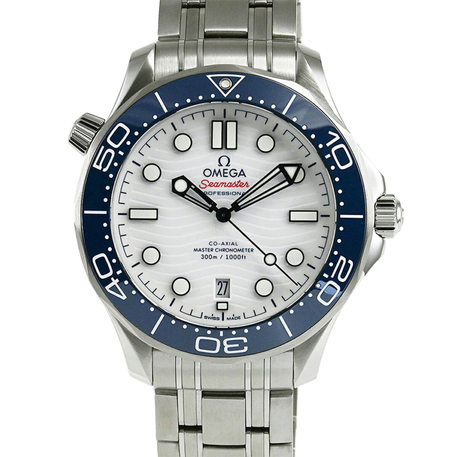 Wristwatch Omega: Wristwatch Omega Stainless steel case and band provide a durable foundation for this 42mm Omega wristwatch. The white dial stands out against the sleek metal backdrop, while scratches and minor signs