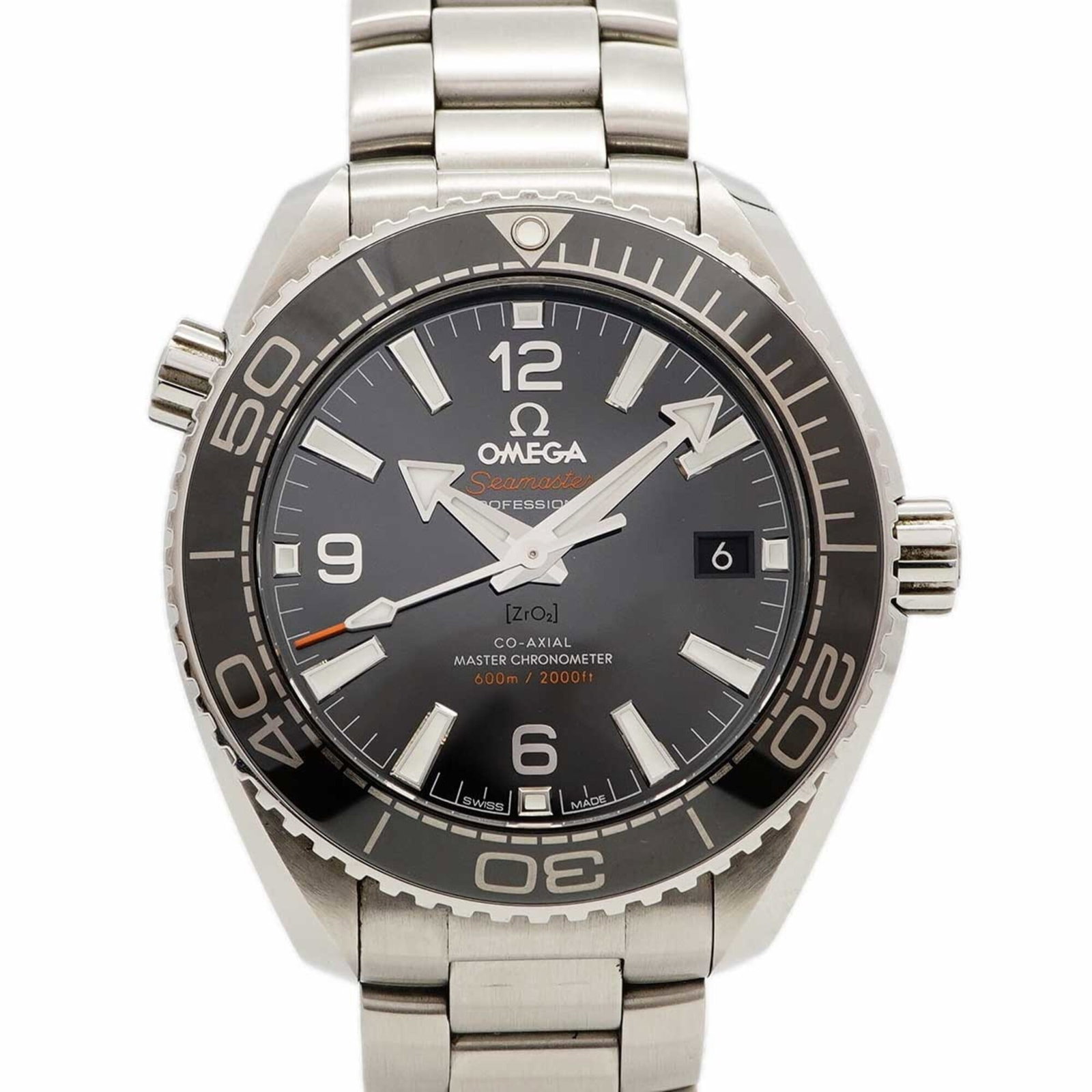 Wristwatch Omega: Wristwatch Omega Stainless steel band adds durability and style to this Omega wristwatch, featuring a black dial and 39.5mm case diameter. The watch has traces of usage, with scratches and dirt