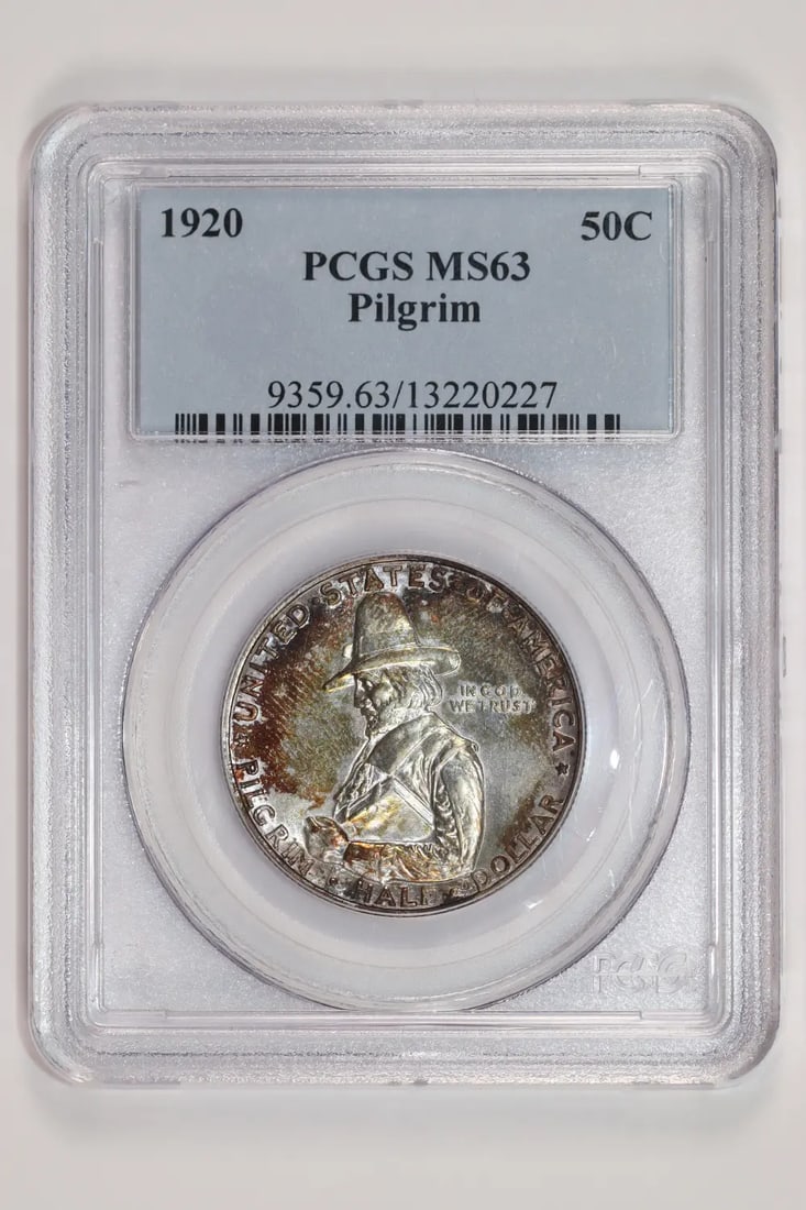 PILGRIM COINS COMMEMORATE HALF DOLLAR PRETTY ORIGINAL COLOR: PILGRIM COINS COMMEMORATE HALF DOLLAR PRETTY ORIGINAL COLOR The Pilgrim Coin commemorates the half dollar in its original color, showcasing its unique characteristics. Certified by PCGS and graded MS
