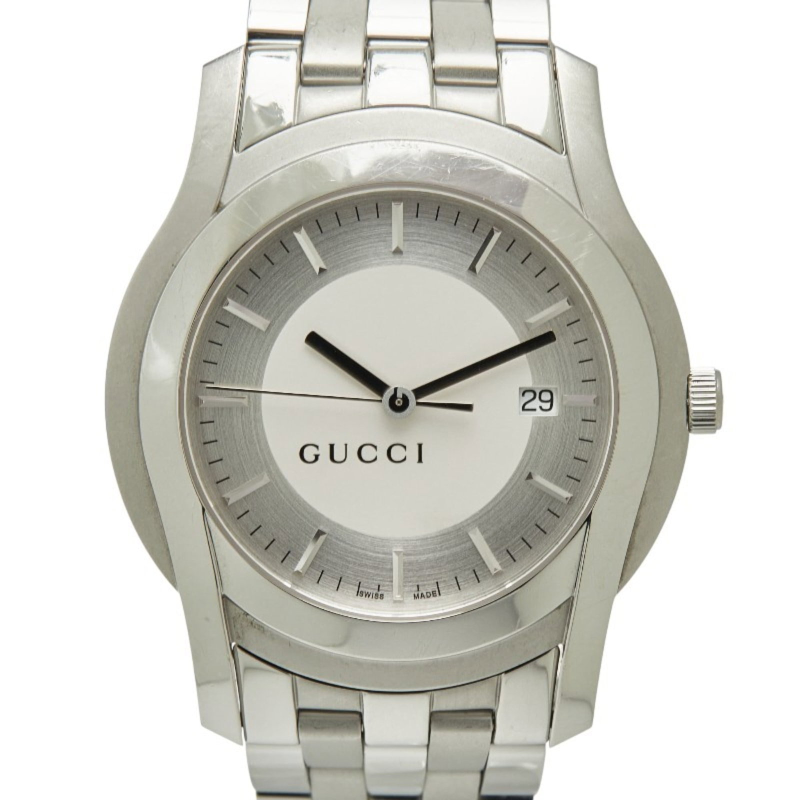 Gucci Wristwatch: Gucci Wristwatch Stainless steel case and band, a classic Gucci wristwatch with an analog display in white. Measuring 38.1mm in diameter, it suits wrists up to 18cm in length. The watch bears traces o