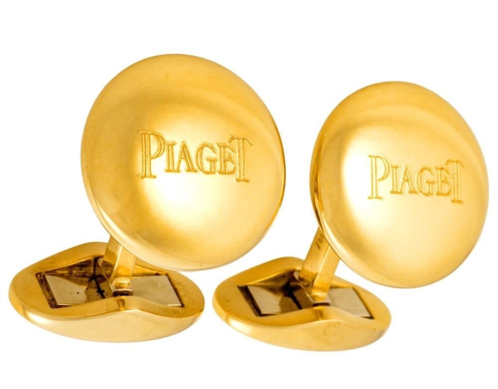 Piaget Logo 18k Yellow Gold Round Disc Cufflinks Mens Luxury Jewelry 15.8g: Piaget Logo 18k Yellow Gold Round Disc Cufflinks Mens Luxury Jewelry 15.8g 18k Yellow Gold Round Disc Cufflinks with Engraved Signature, crafted from high-quality 15.8g yellow gold, these luxurious cu