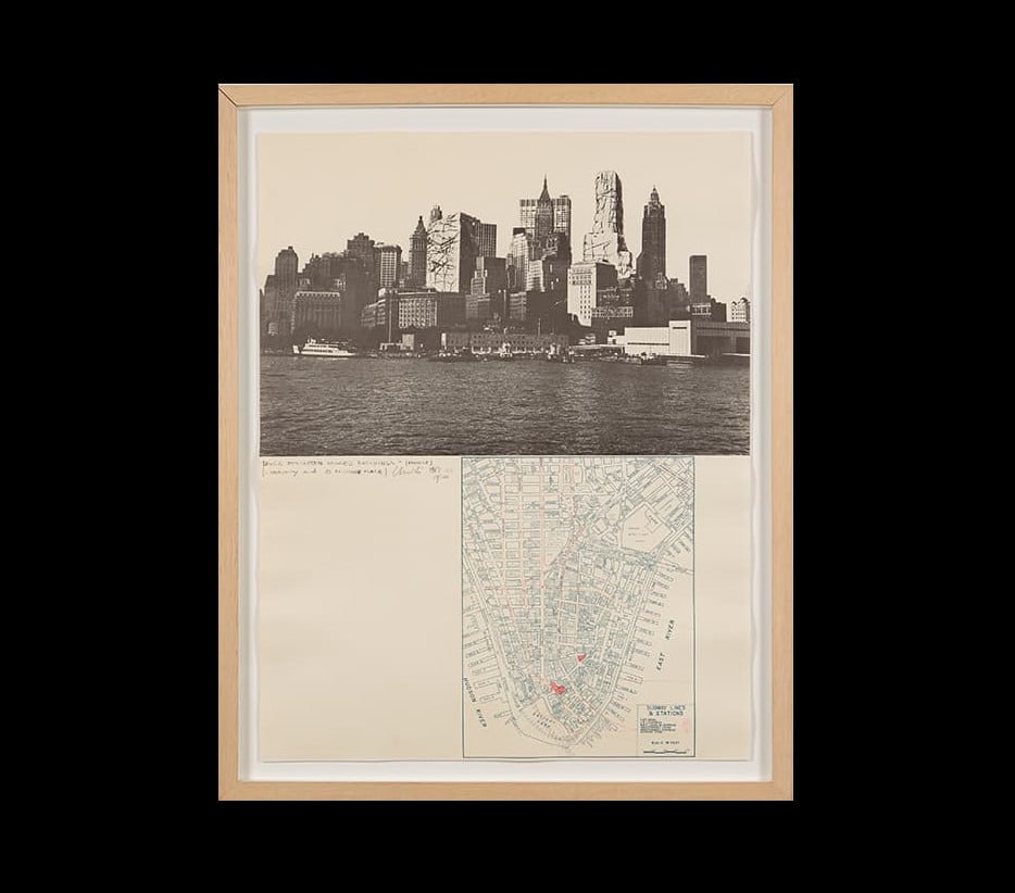 Packed Christo buildings lower Manhattan 2 silkscreen 1968 ed 100: Packed Christo buildings lower Manhattan 2 silkscreen 1968 ed 100 Single Piece Packed with Christo's Iconic Buildings, Lower Manhattan, 1968 Edition, Numbered 100. This silkscreen print showcases two 