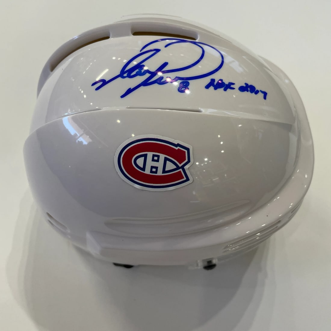 Mark Recchi HOF 2017 Autographed Montreal Canadians Mini Helmet (JSA): Mark Recchi HOF 2017 Autographed Montreal Canadians Mini Helmet (JSA) Mark Recchi's Hall of Fame induction in 2017 is commemorated on this mini helmet, signed with silver paint pen across the top. Wit