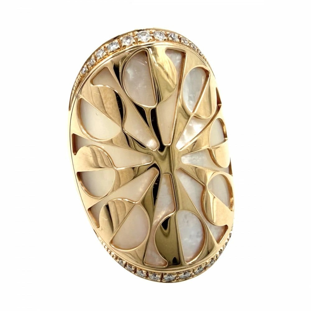 Diamond Mother of Pearl Cocktail Ring in 18k Rose Gold for EU57 US8.25: Diamond Mother of Pearl Cocktail Ring in 18k Rose Gold for EU57 US8.25 Item Specifics: Antique: No Shape: Oval Occasion: Anniversary Birthday Christening Christmas Engagement Graduation Mother"s Day V